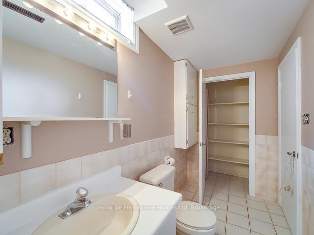 Photo 8 of Unit BSMT, 143 Russet Way, Vaughan, East Woodbridge — HOMEH