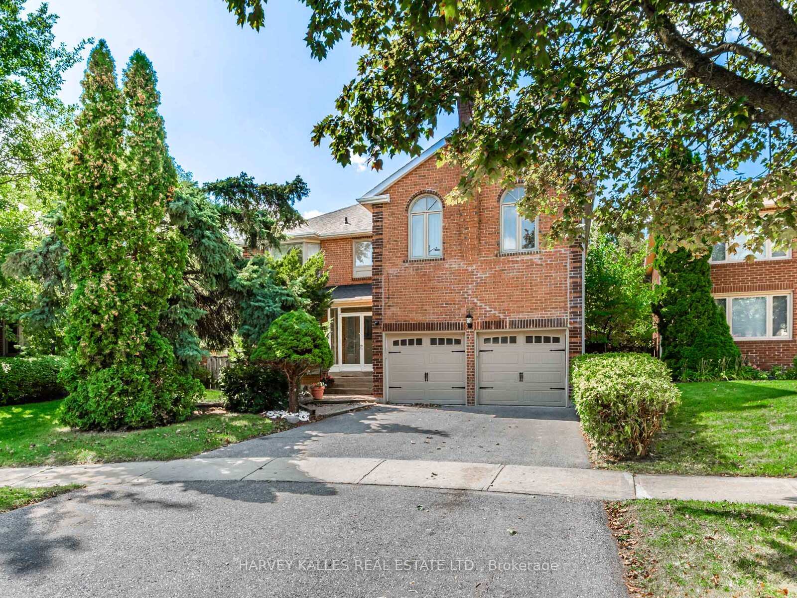 Front of 85 Franmore Circle