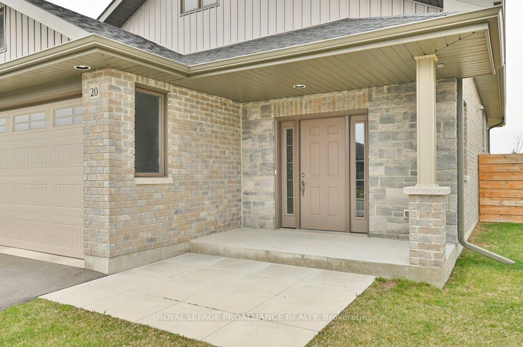 Photo 4 of 20 Cattail Crescent, Quinte West, Murray Ward — HOMEH