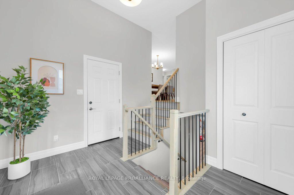 Photo 7 of 20 Cattail Crescent, Quinte West, Murray Ward — HOMEH