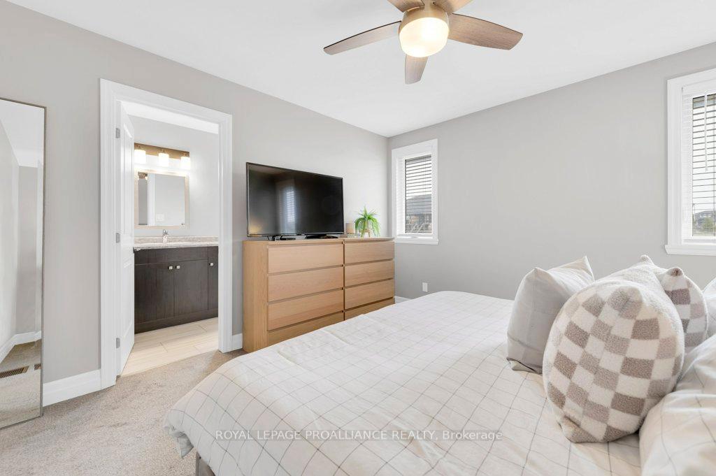 Photo 24 of 20 Cattail Crescent, Quinte West, Murray Ward — HOMEH