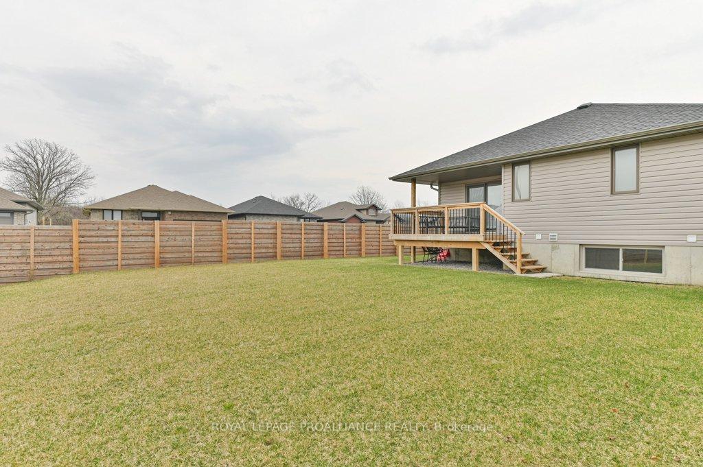 Photo 39 of 20 Cattail Crescent, Quinte West, Murray Ward — HOMEH