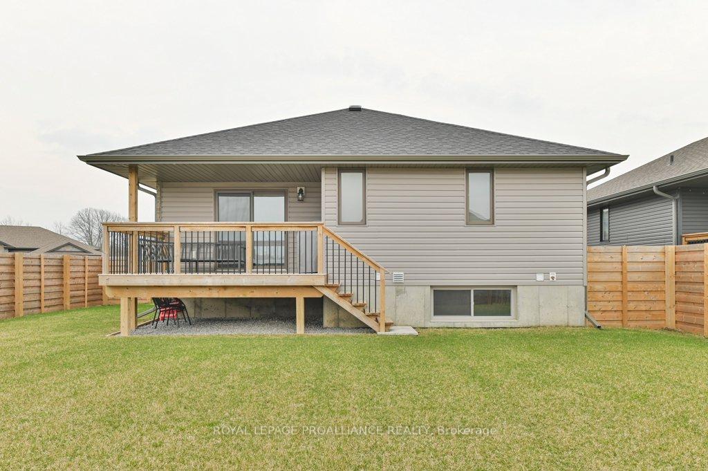 Photo 40 of 20 Cattail Crescent, Quinte West, Murray Ward — HOMEH