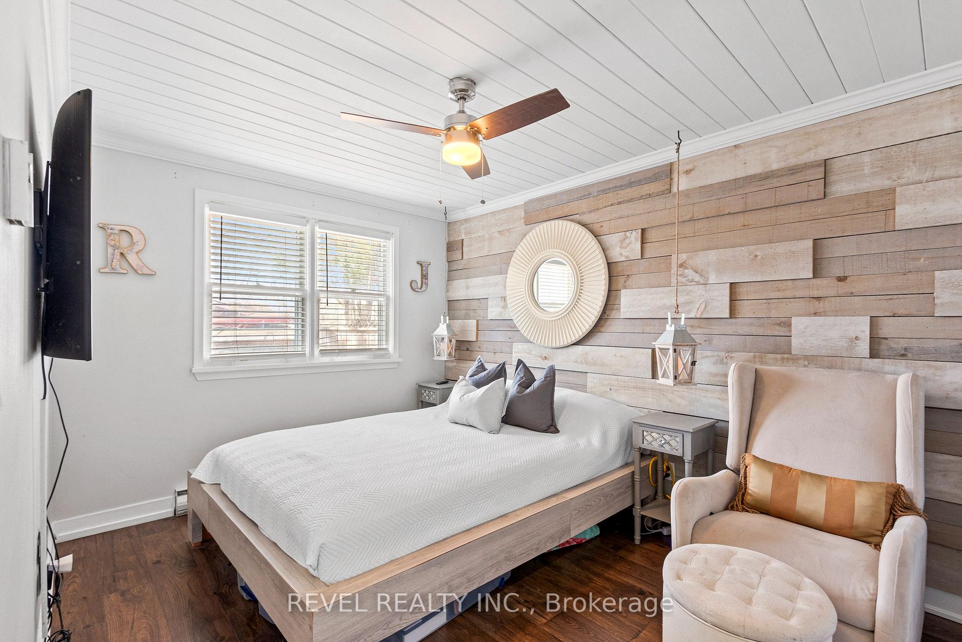 Photo 14 of 456 Crystal Beach Boulevard, Whitby, Whitby Industrial — HOMEH
