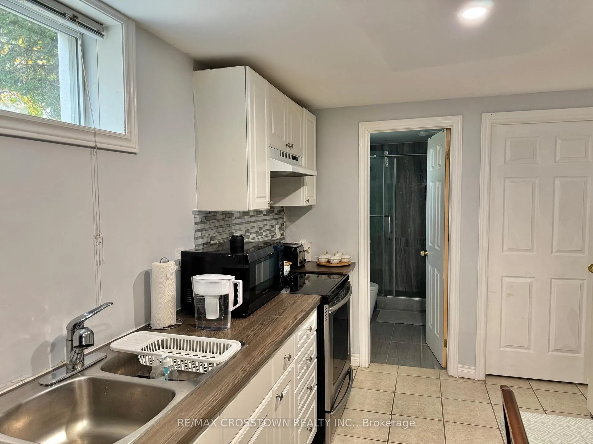 Photo 2 of Unit Lower, 69 Marsellus Street, Barrie, Holly — HOMEH
