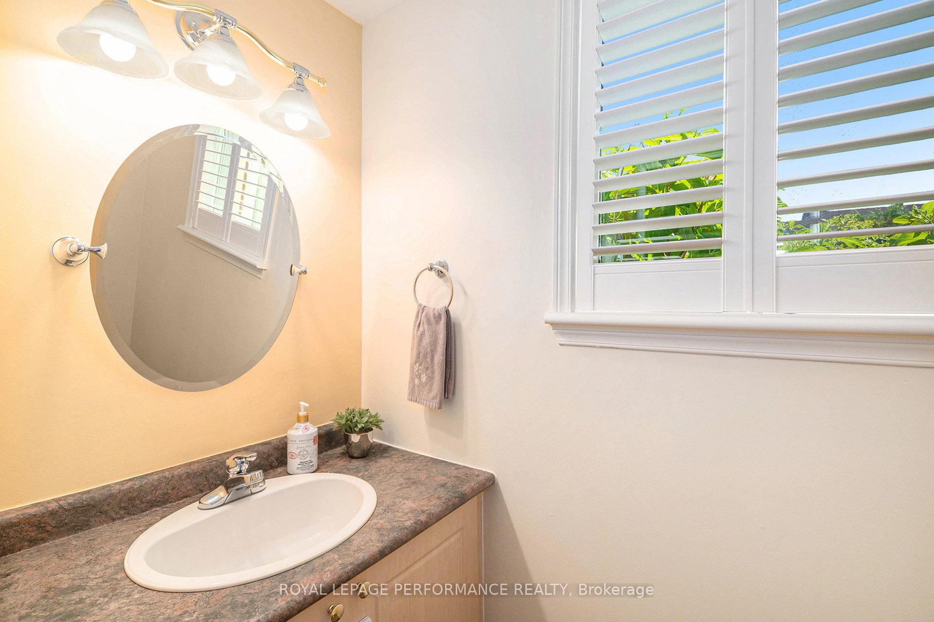 Photo 9 of 975 Goose River Avenue, Ottawa, Riverside South/Gloucester Glen — HOMEH