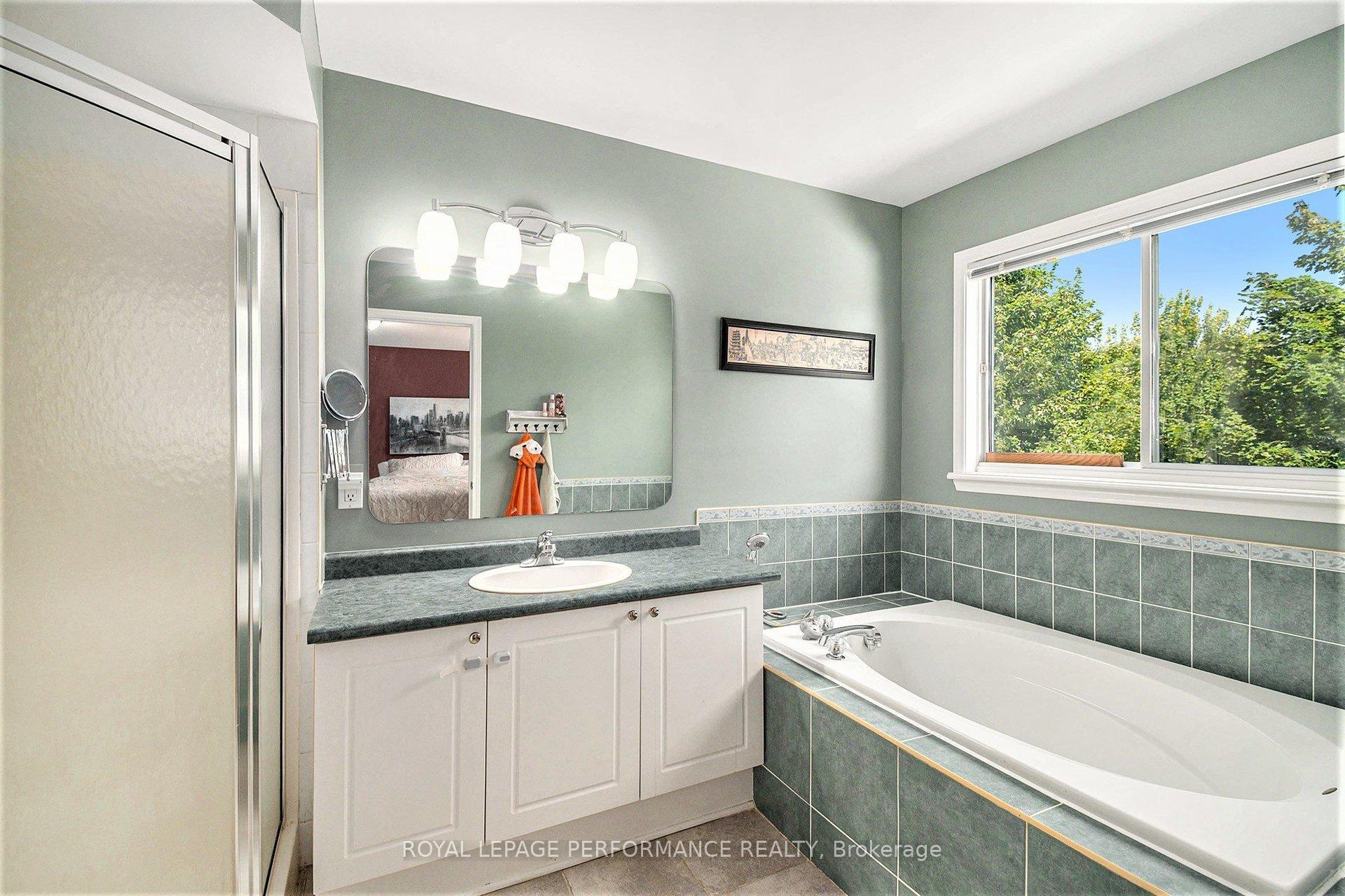 Photo 25 of 975 Goose River Avenue, Ottawa, Riverside South/Gloucester Glen — HOMEH