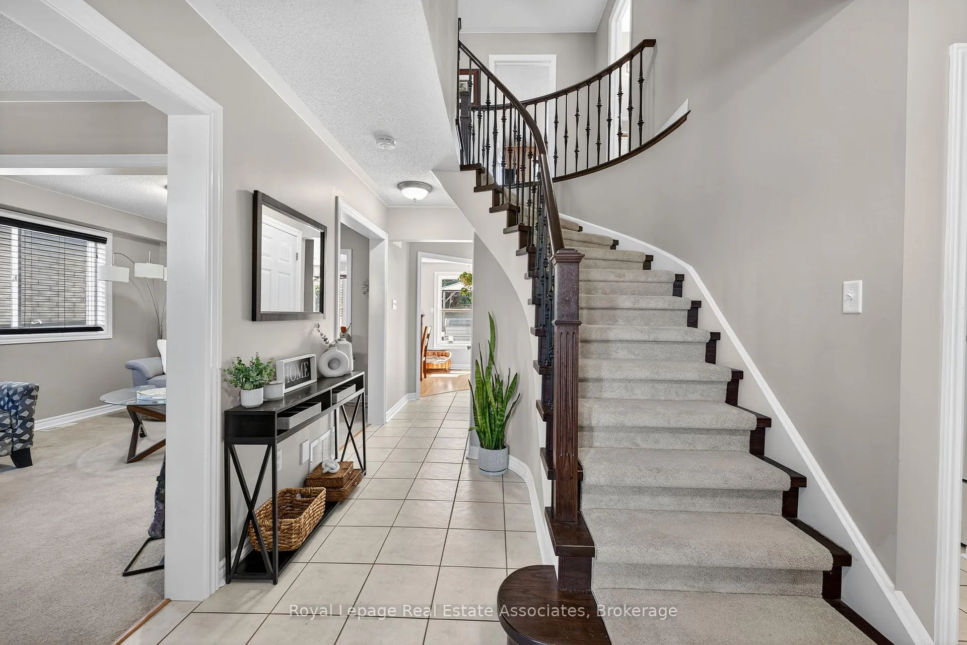 Photo 3 of 56 Bird Street, Barrie, Edgehill Drive — HOMEH