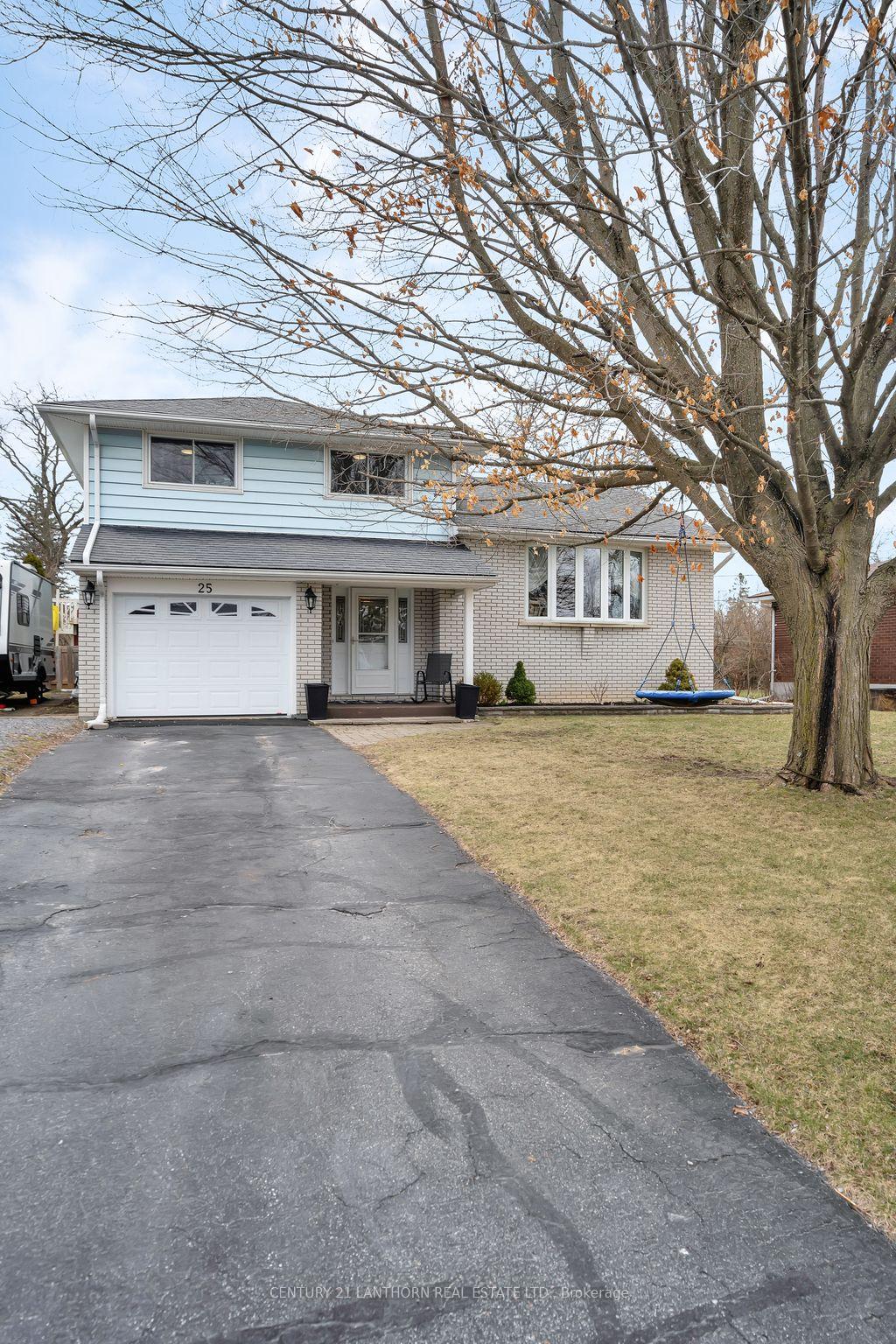 Photo 2 of 25 Sidney Crescent, Quinte West, Sidney Ward — HOMEH