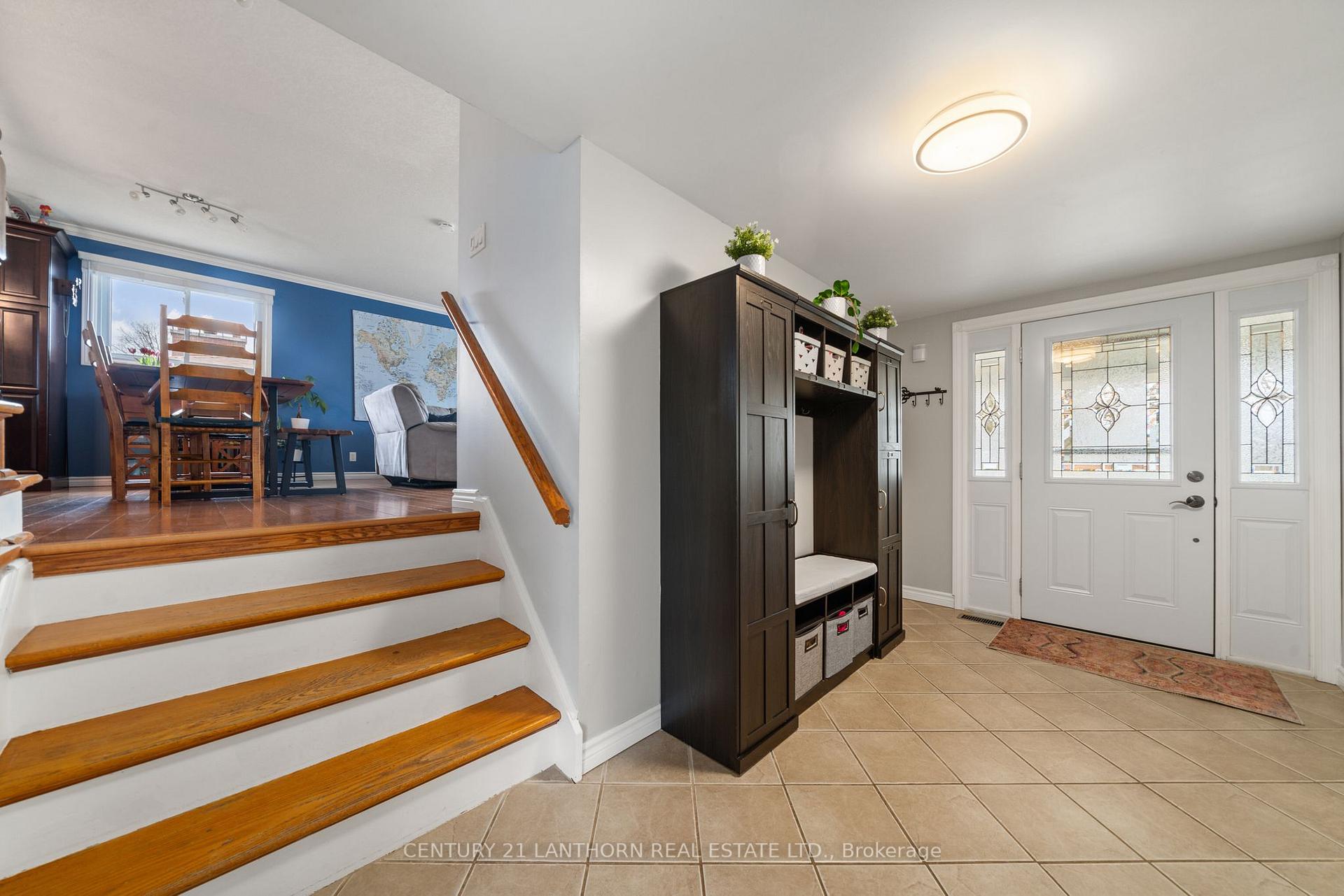 Photo 9 of 25 Sidney Crescent, Quinte West, Sidney Ward — HOMEH