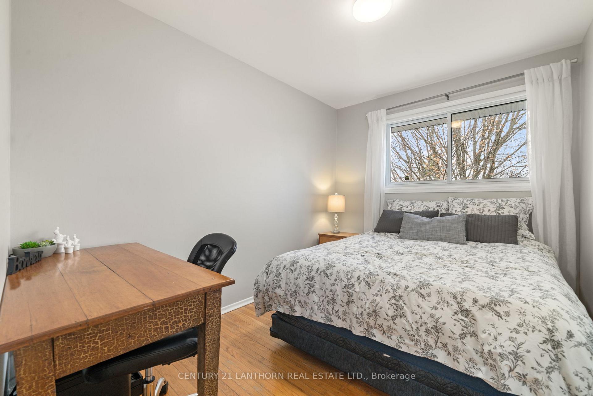 Photo 23 of 25 Sidney Crescent, Quinte West, Sidney Ward — HOMEH