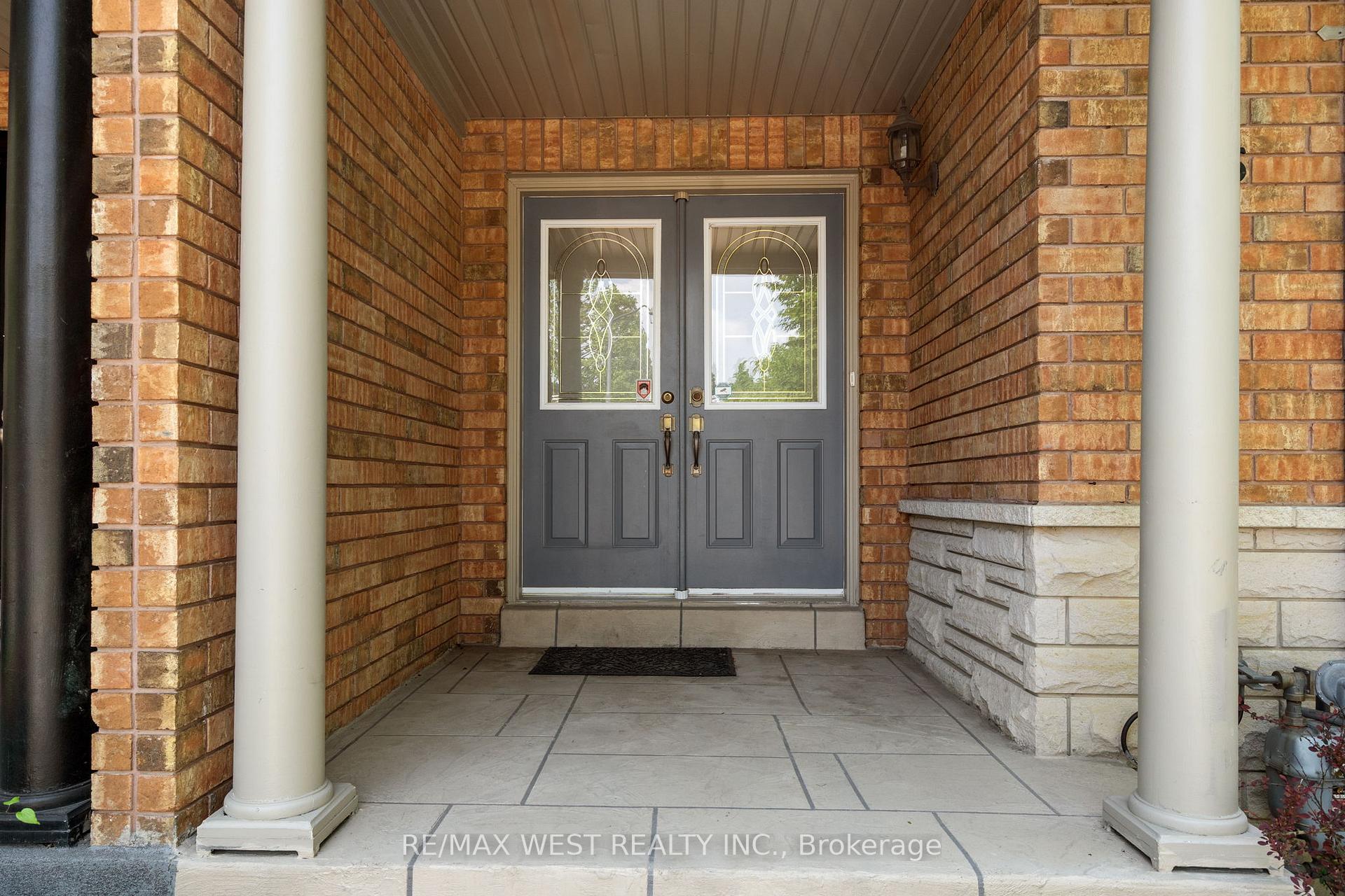 Photo 3 of 125 Colle Melito Way, Vaughan, Sonoma Heights — HOMEH