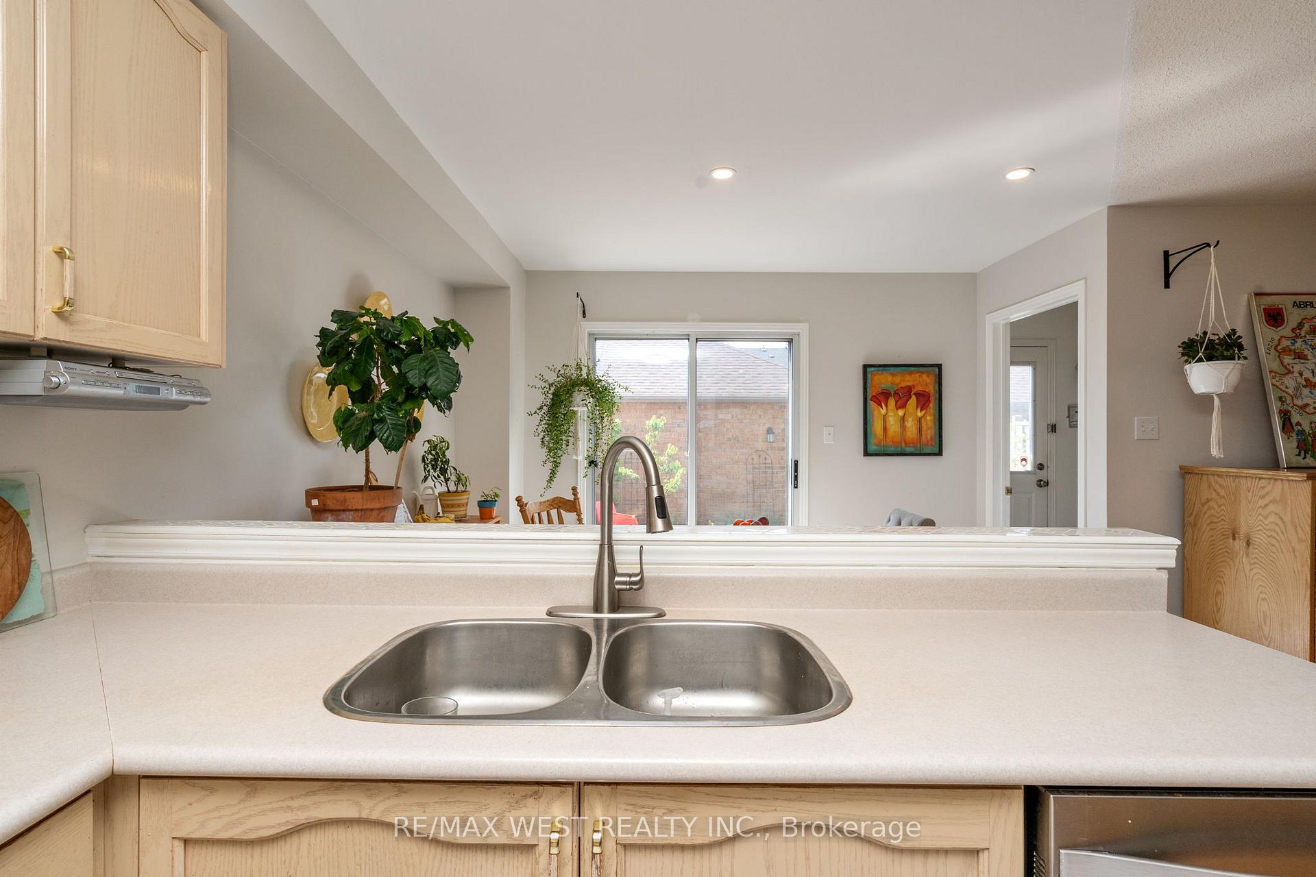 Photo 13 of 125 Colle Melito Way, Vaughan, Sonoma Heights — HOMEH