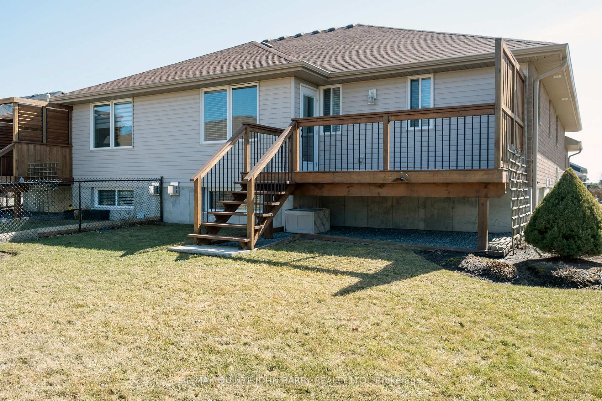 Photo 6 of 1 McIntosh Crescent, Quinte West, Murray Ward — HOMEH