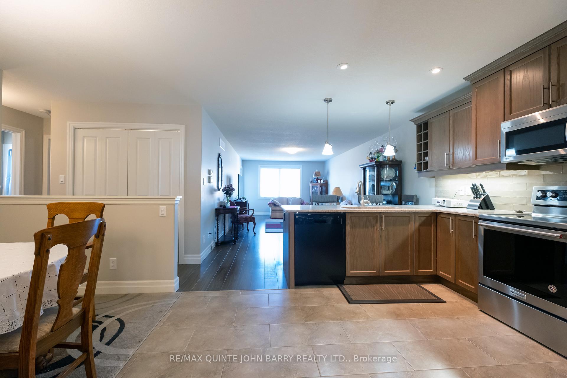 Photo 14 of 1 McIntosh Crescent, Quinte West, Murray Ward — HOMEH
