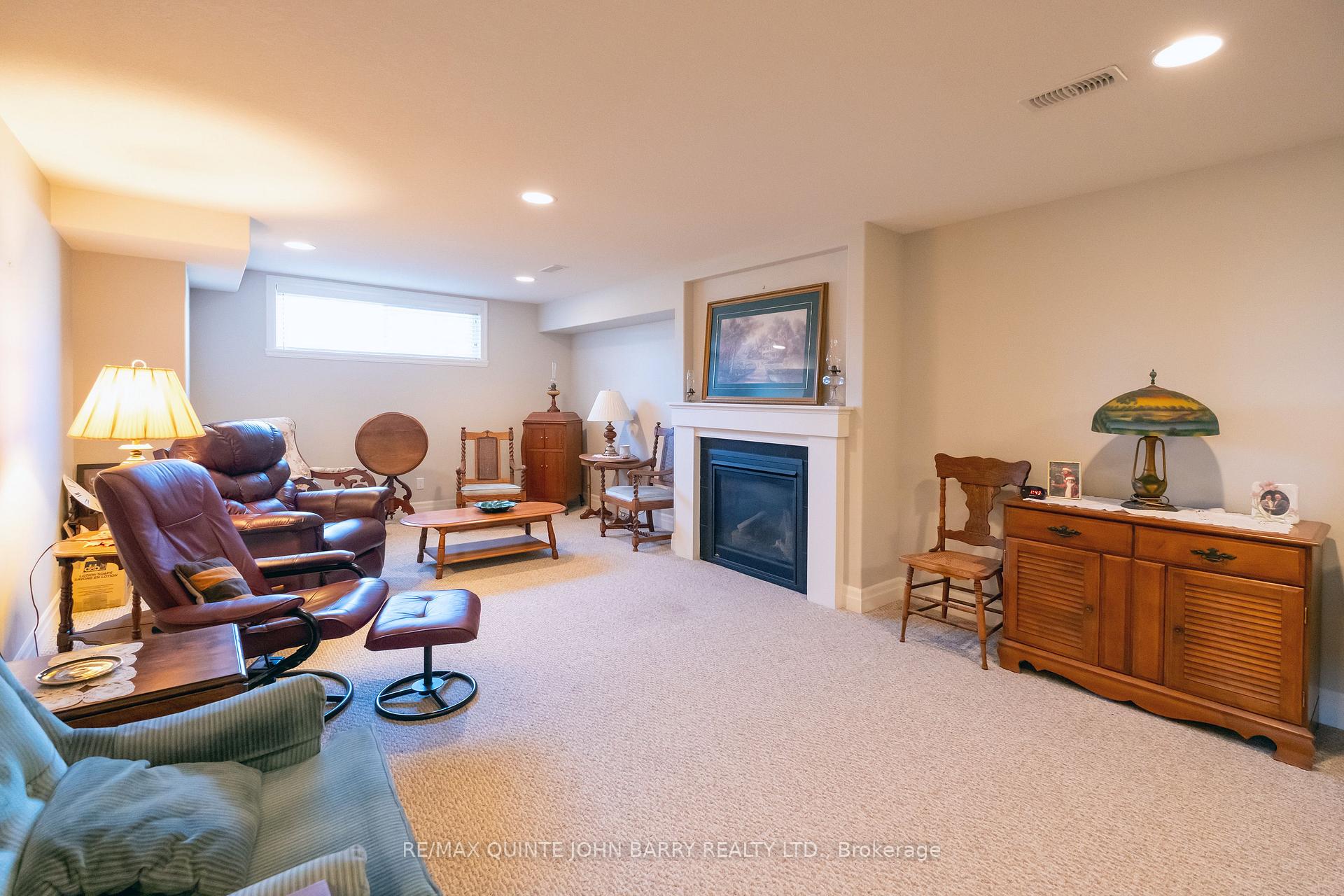Photo 33 of 1 McIntosh Crescent, Quinte West, Murray Ward — HOMEH
