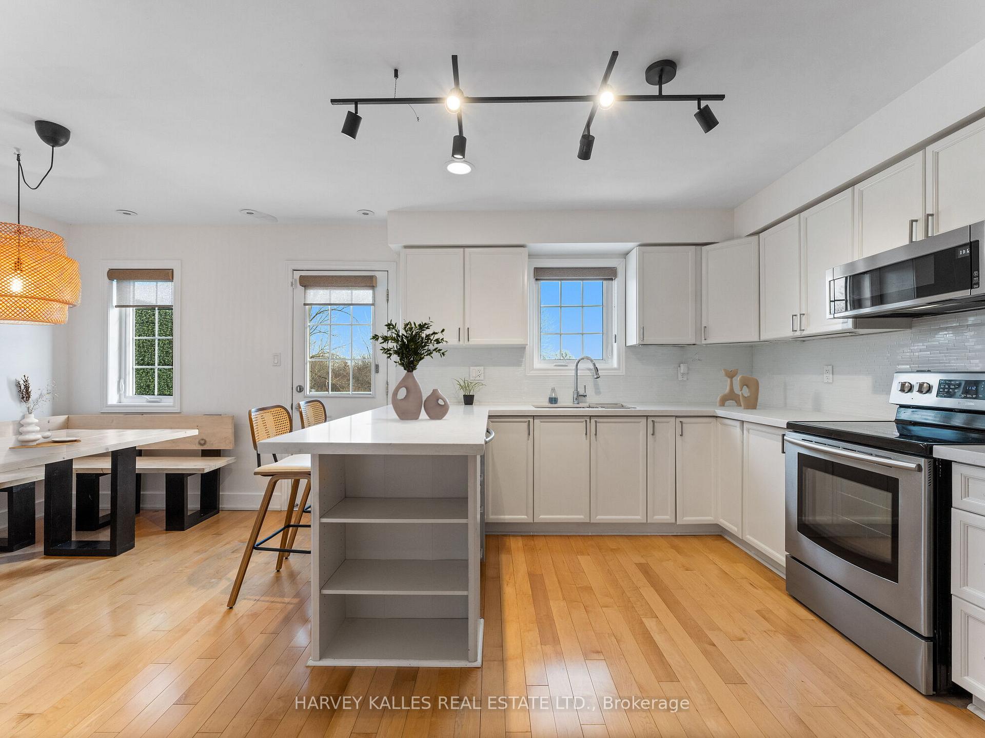 Photo 44 of 609 Liverpool Road, Pickering, Bay Ridges — HOMEH