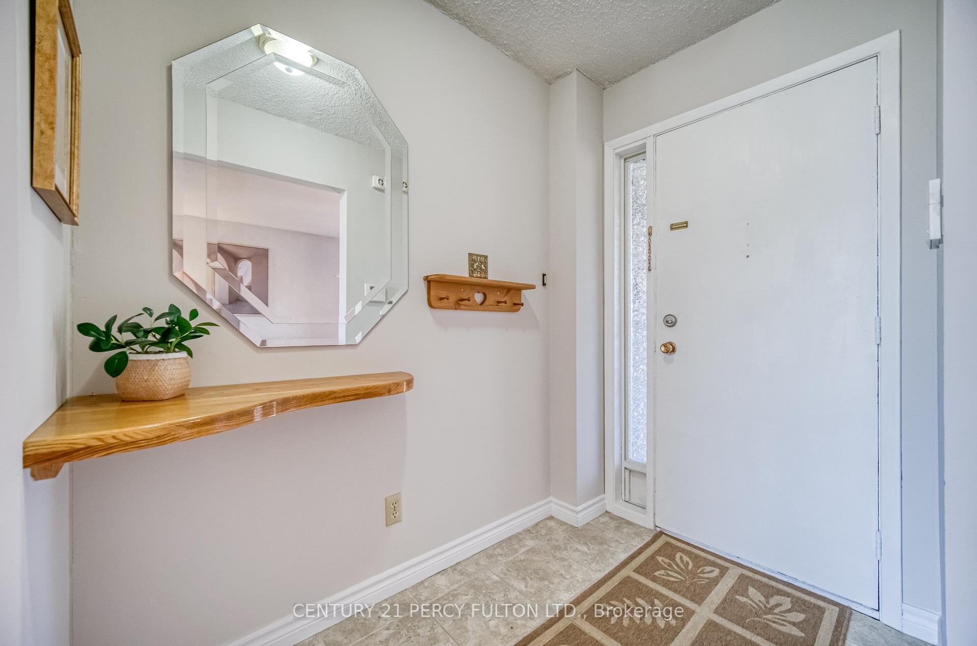 Photo 3 of 1863 Una Road, Pickering, Amberlea — HOMEH