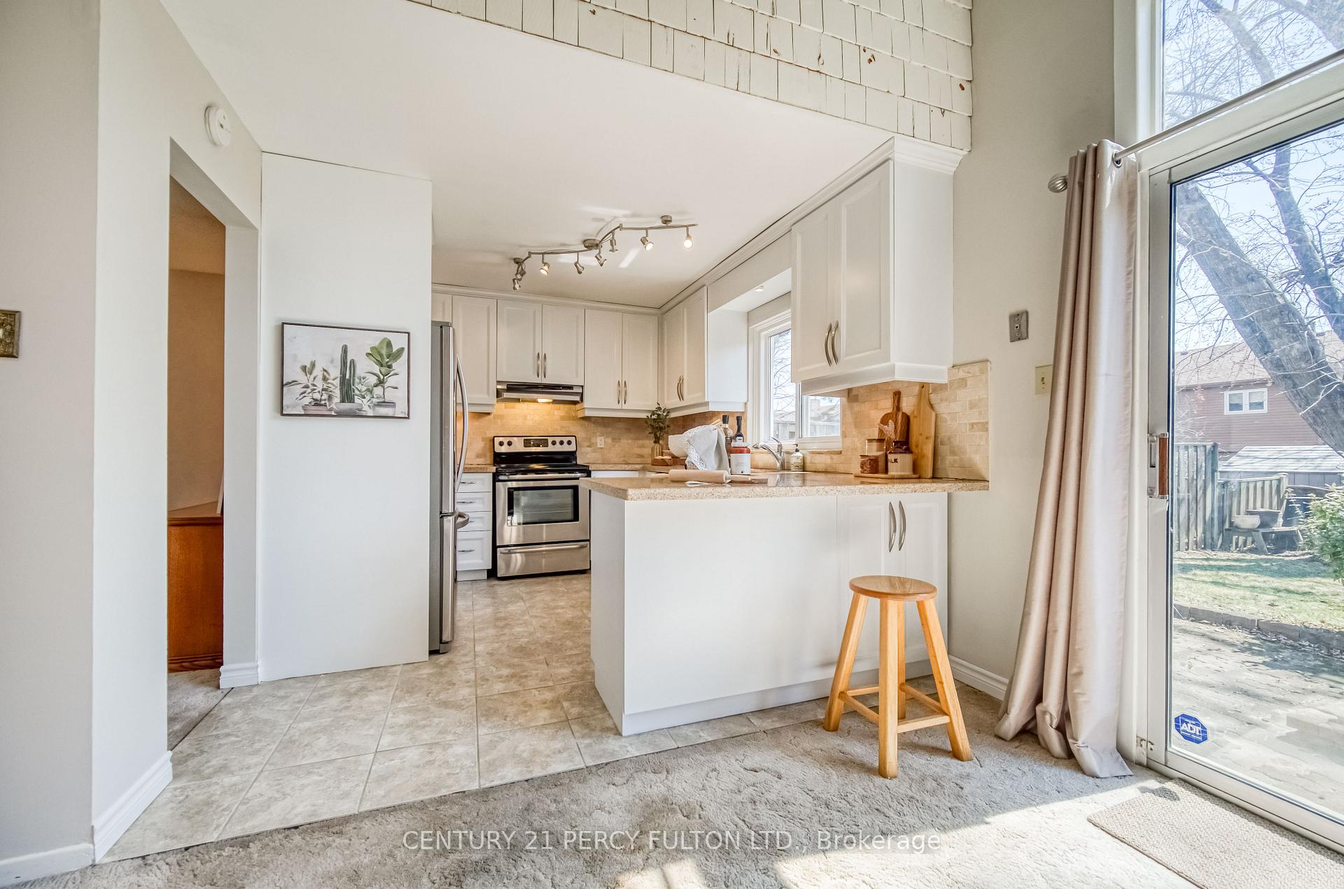 Photo 23 of 1863 Una Road, Pickering, Amberlea — HOMEH