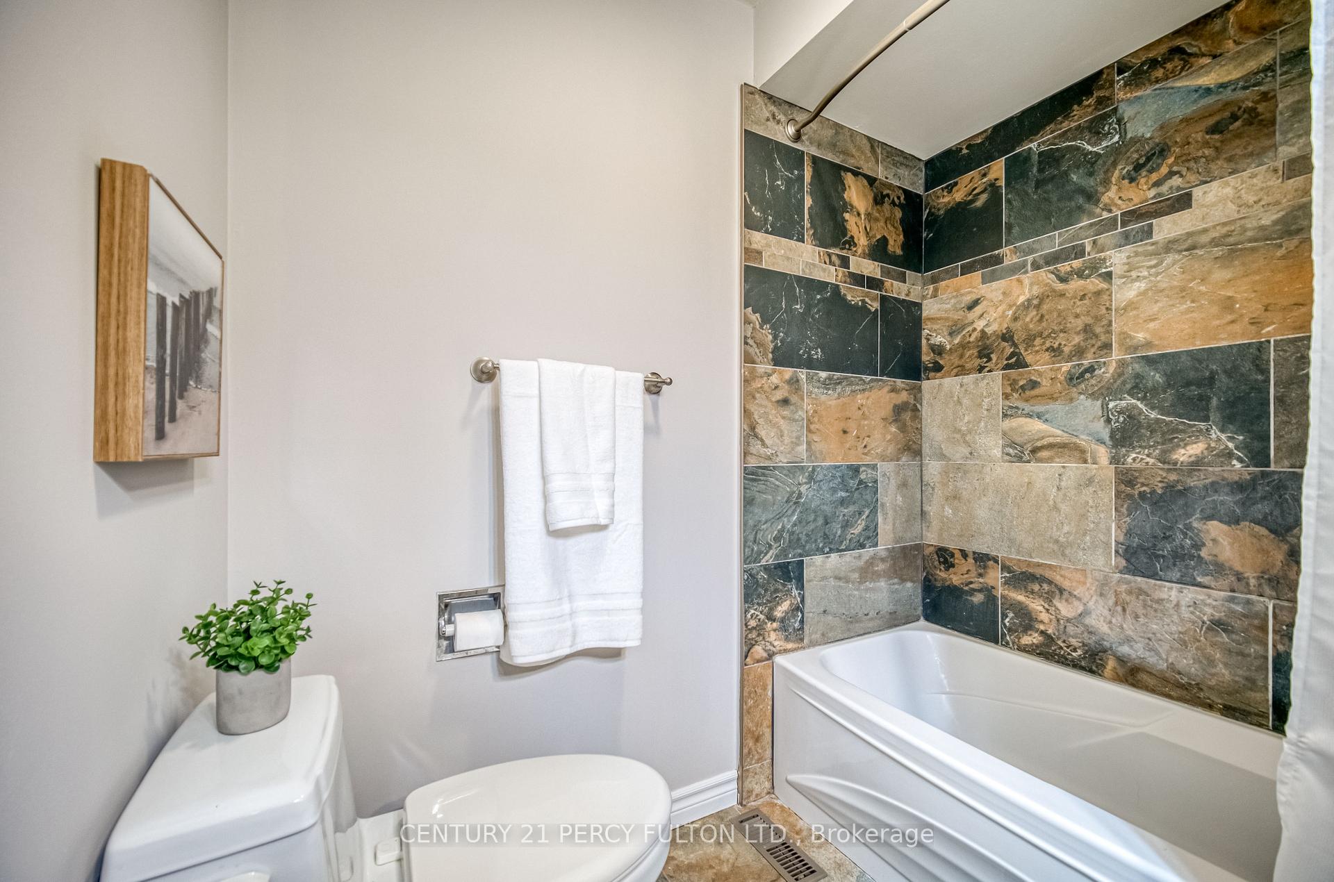 Photo 38 of 1863 Una Road, Pickering, Amberlea — HOMEH