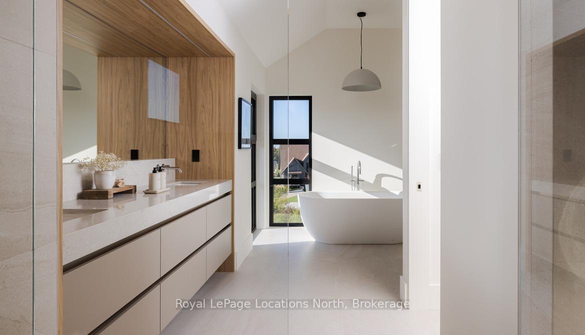 Photo 34 of 104 Maryward Crescent, Blue Mountains — HOMEH