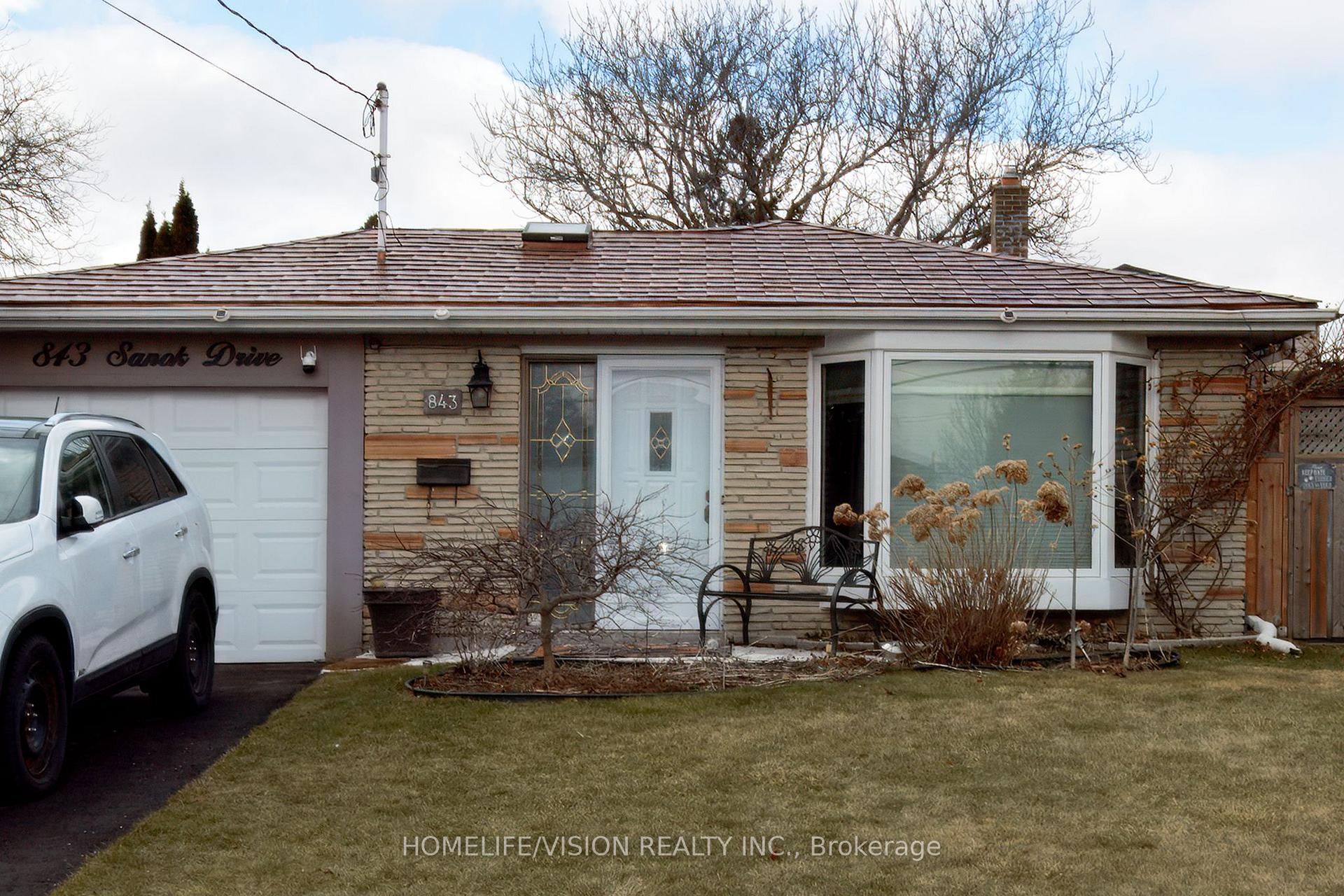 Photo 1 of 843 Sanok Drive, Pickering, West Shore — HOMEH