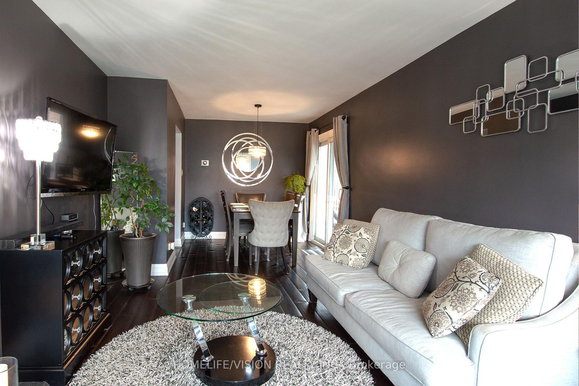 Photo 11 of 843 Sanok Drive, Pickering, West Shore — HOMEH