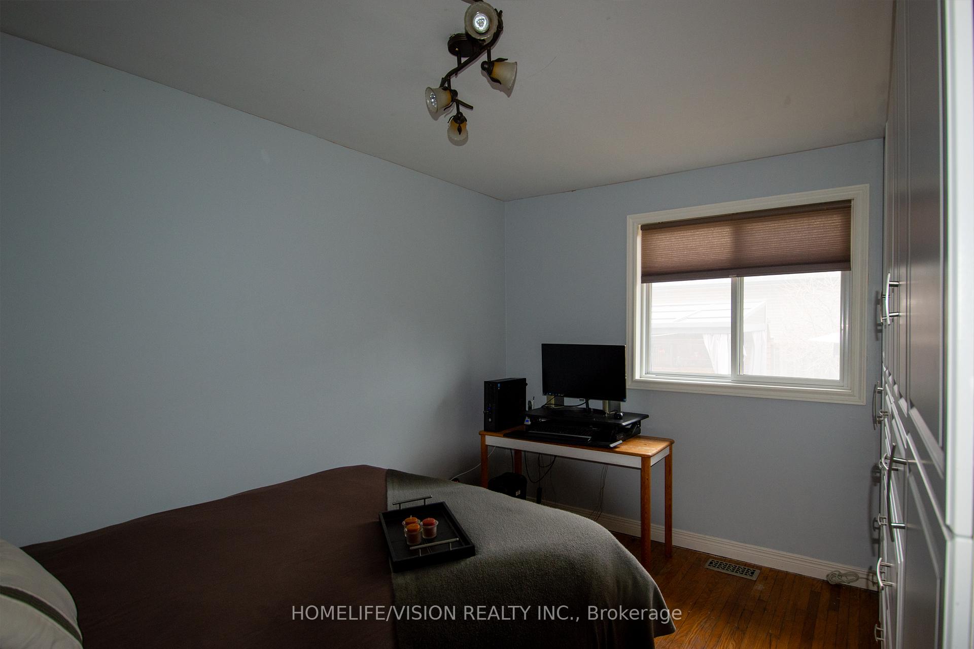 Photo 20 of 843 Sanok Drive, Pickering, West Shore — HOMEH