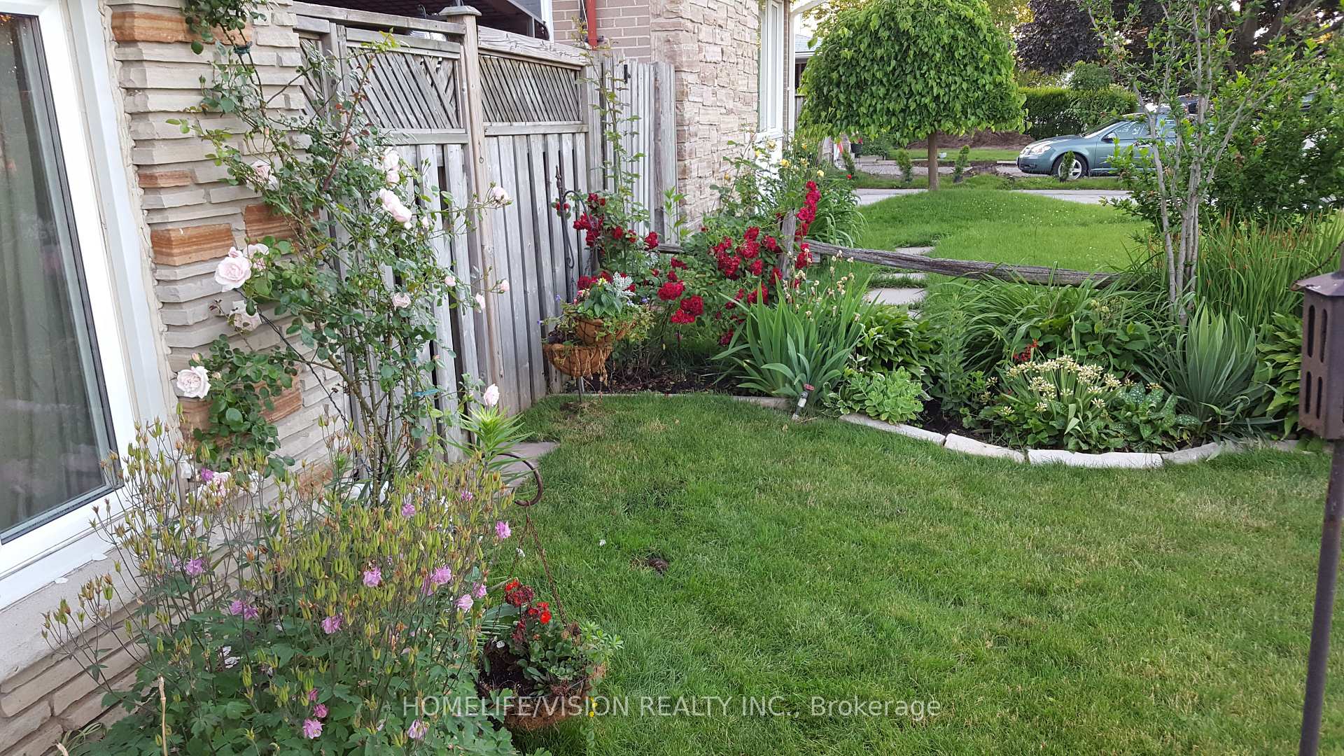 Photo 30 of 843 Sanok Drive, Pickering, West Shore — HOMEH