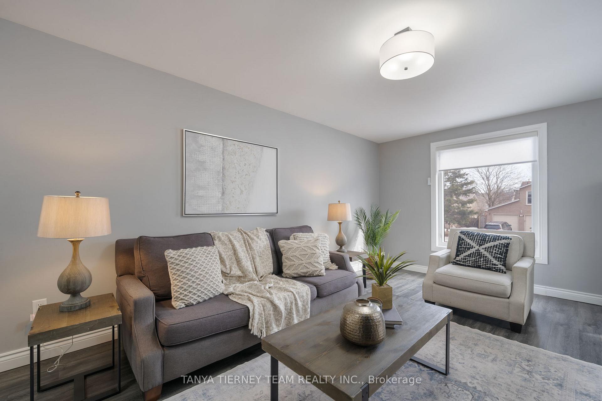 Photo 15 of 125 Guthrie Crescent, Whitby, Lynde Creek — HOMEH