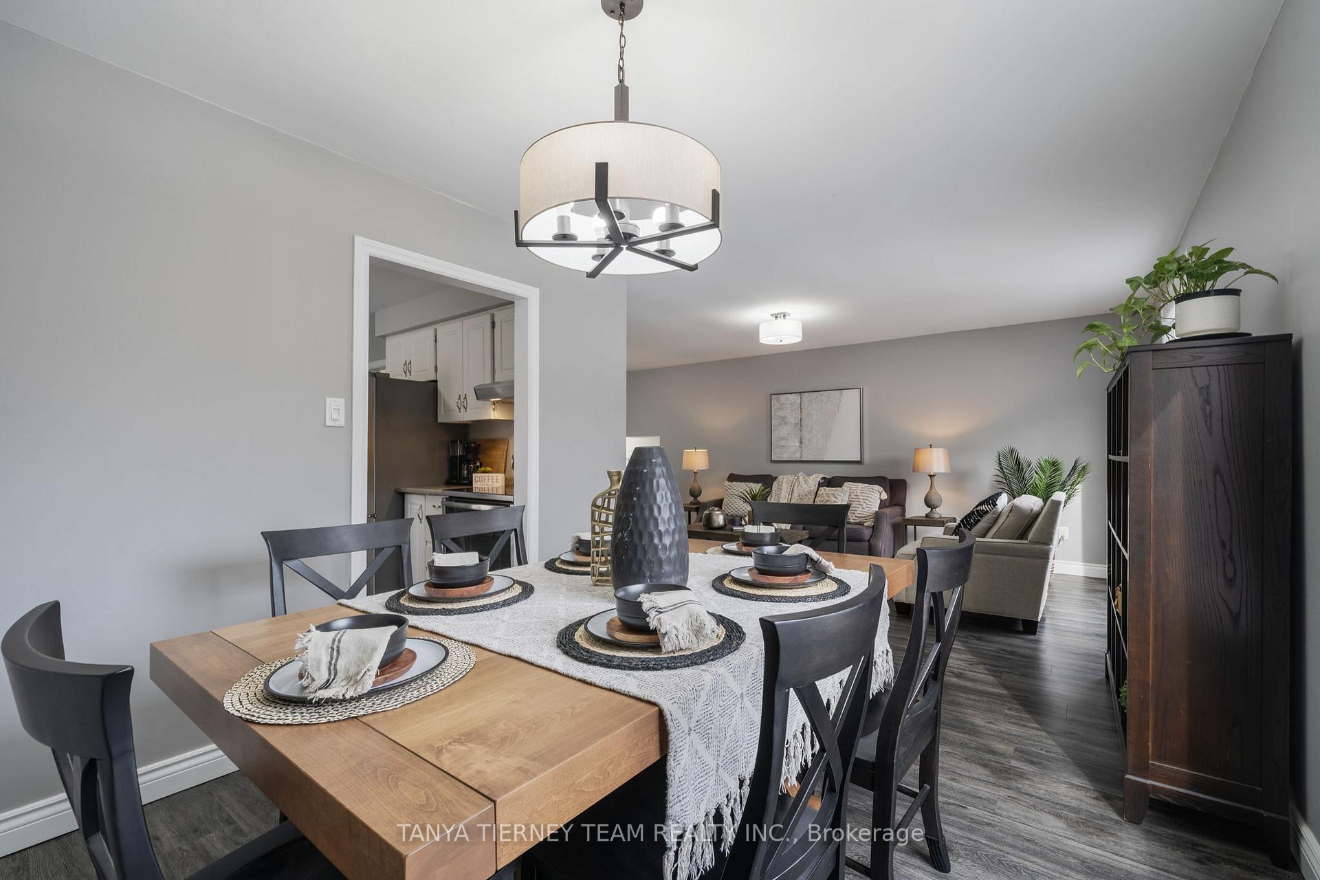 Photo 20 of 125 Guthrie Crescent, Whitby, Lynde Creek — HOMEH