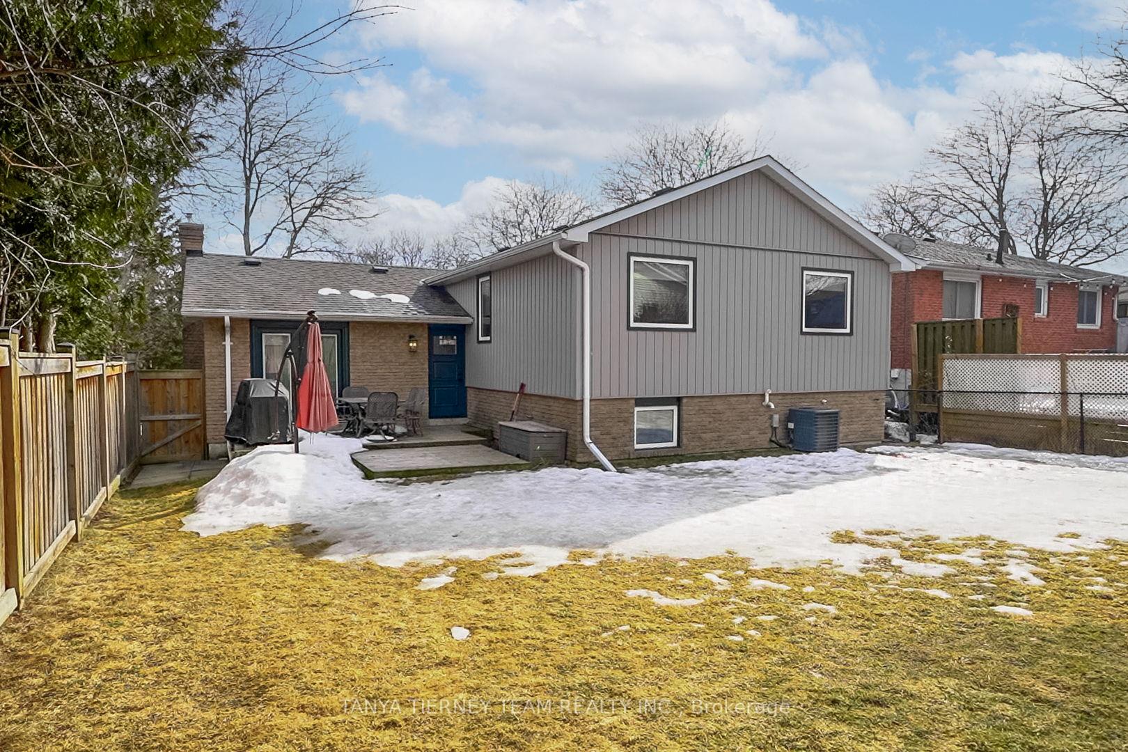 Photo 35 of 125 Guthrie Crescent, Whitby, Lynde Creek — HOMEH
