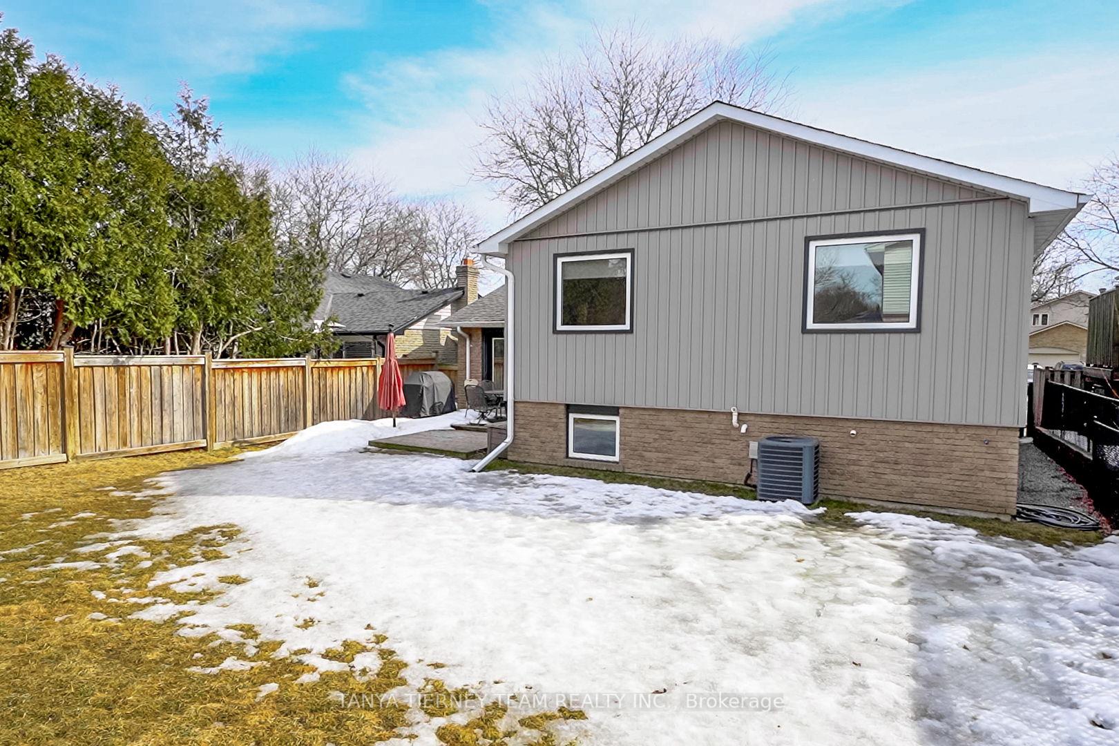 Photo 37 of 125 Guthrie Crescent, Whitby, Lynde Creek — HOMEH