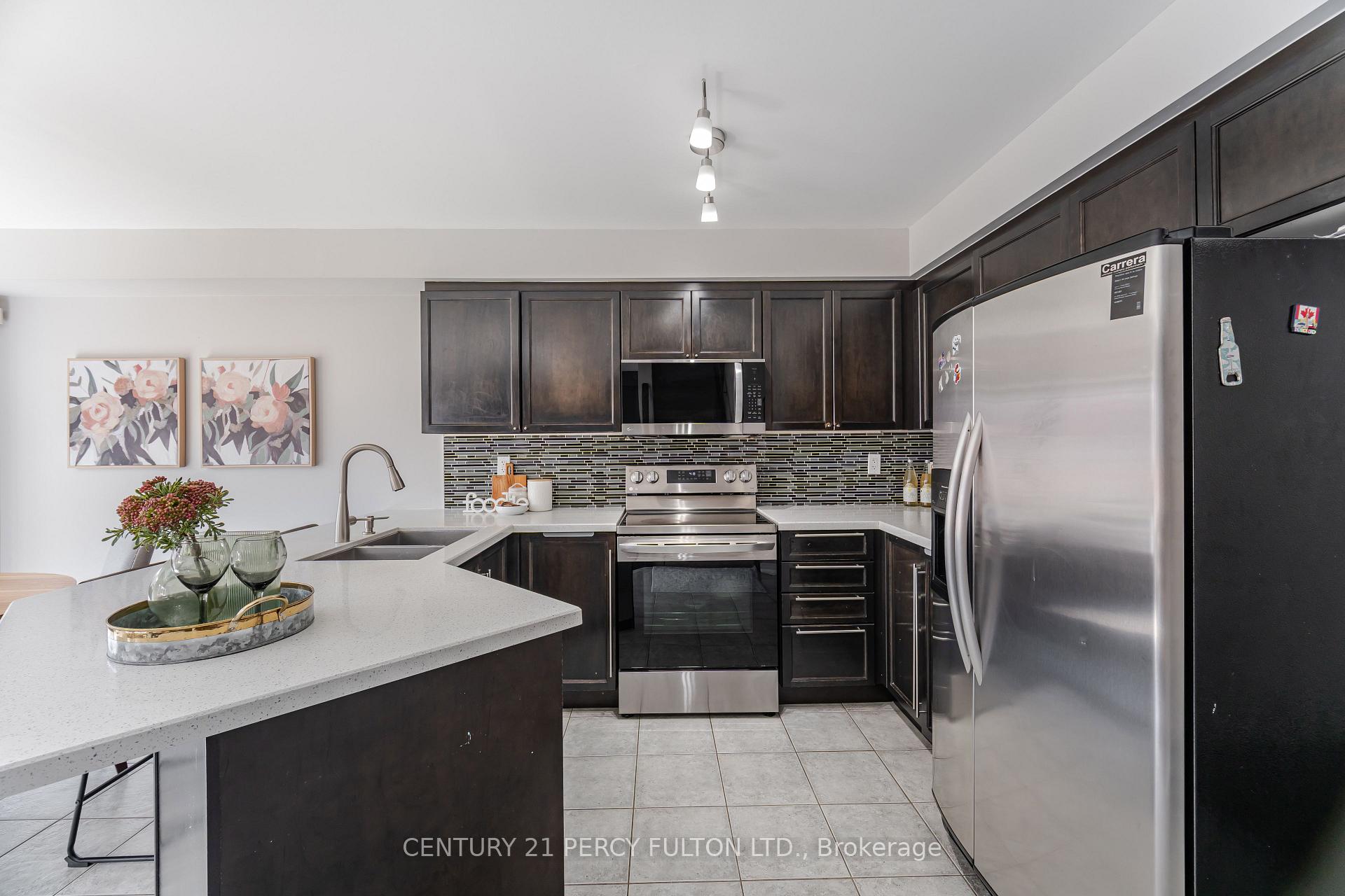 Photo 8 of 36 Feint Drive, Ajax, Northwest Ajax — HOMEH