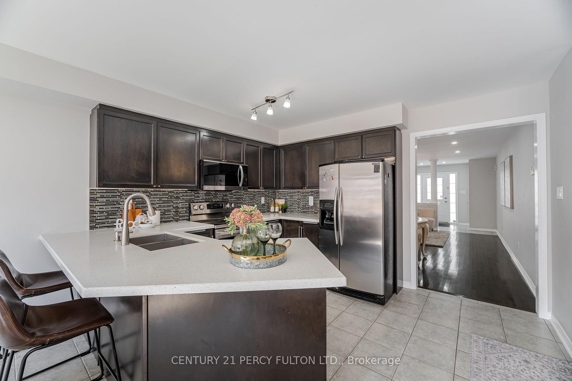 Photo 13 of 36 Feint Drive, Ajax, Northwest Ajax — HOMEH