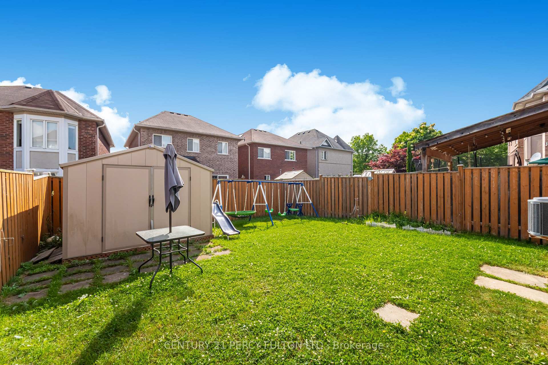 Photo 30 of 36 Feint Drive, Ajax, Northwest Ajax — HOMEH