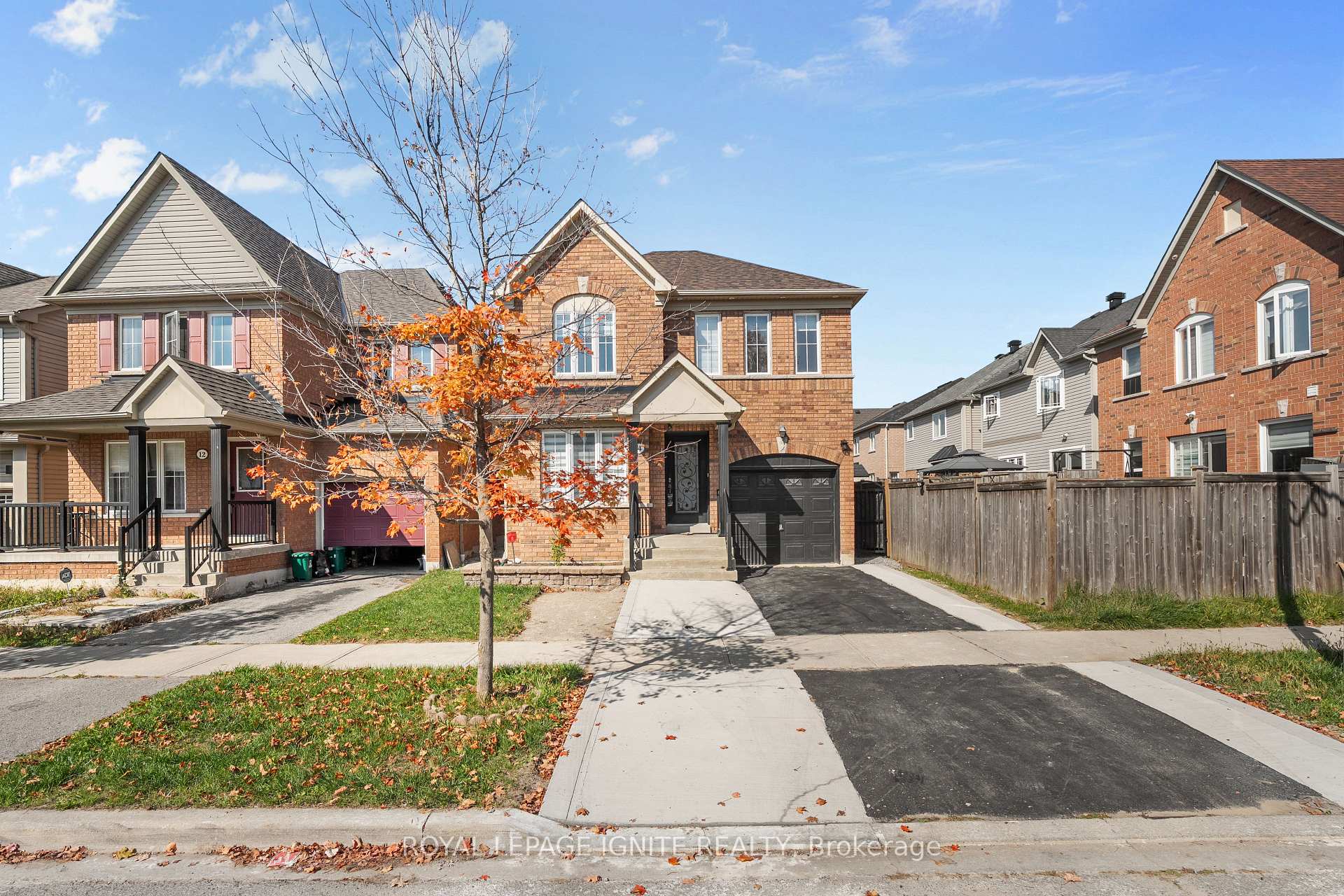 Photo 2 of Unit Bsmt, 14 Marriner Crescent, Ajax, Northeast Ajax — HOMEH