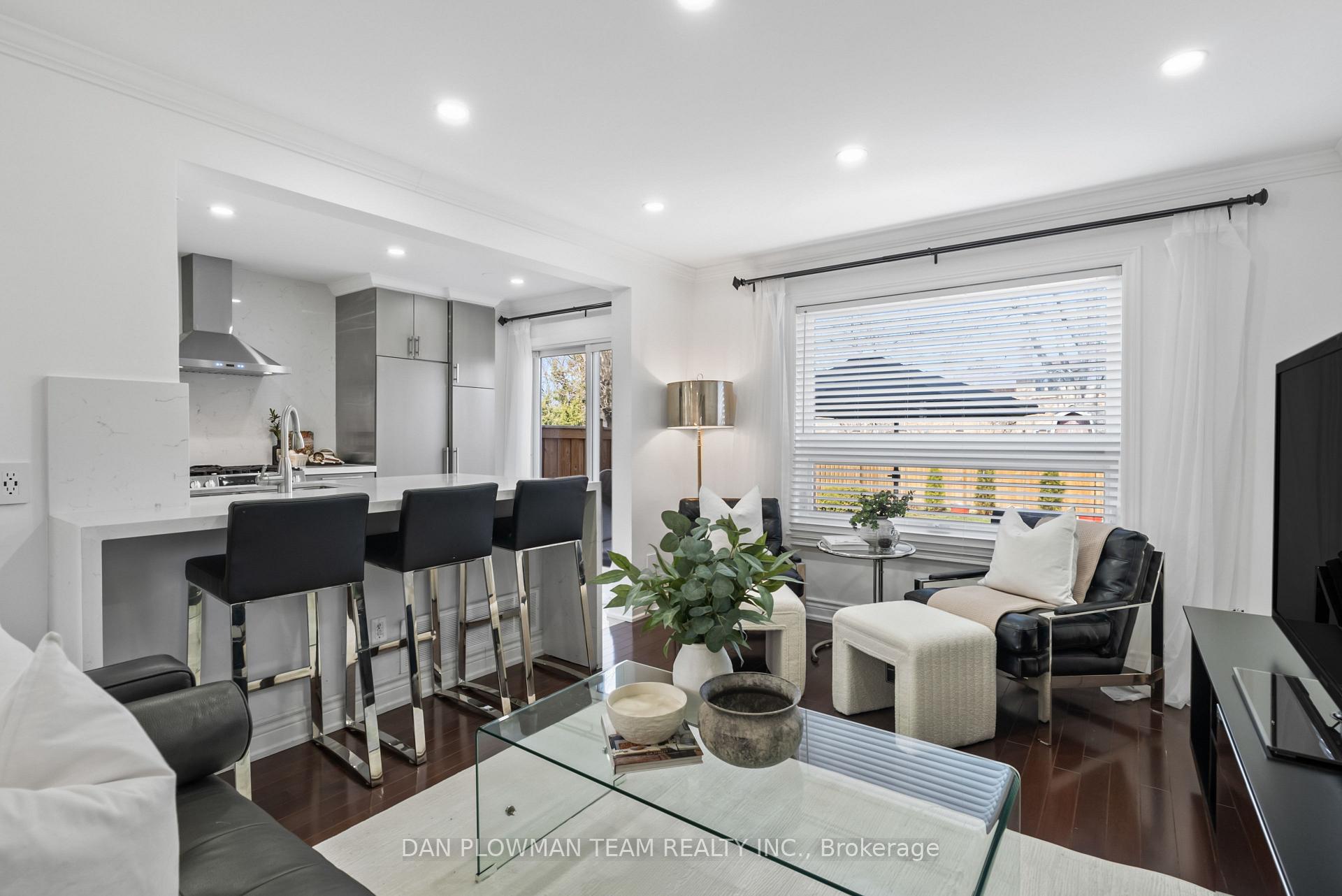 Photo 11 of 683 Foxwood Trail, Pickering, Amberlea — HOMEH
