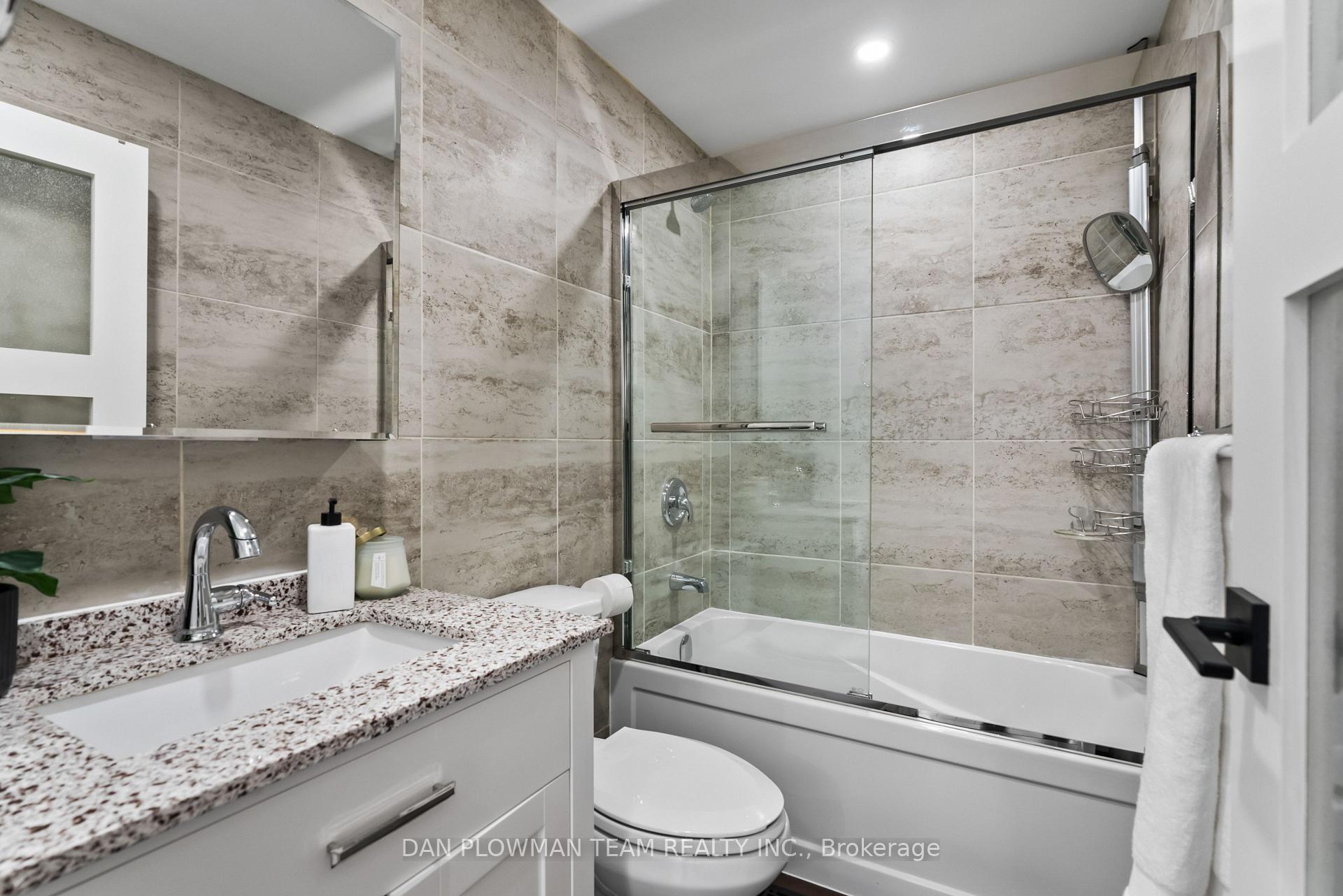 Photo 21 of 683 Foxwood Trail, Pickering, Amberlea — HOMEH