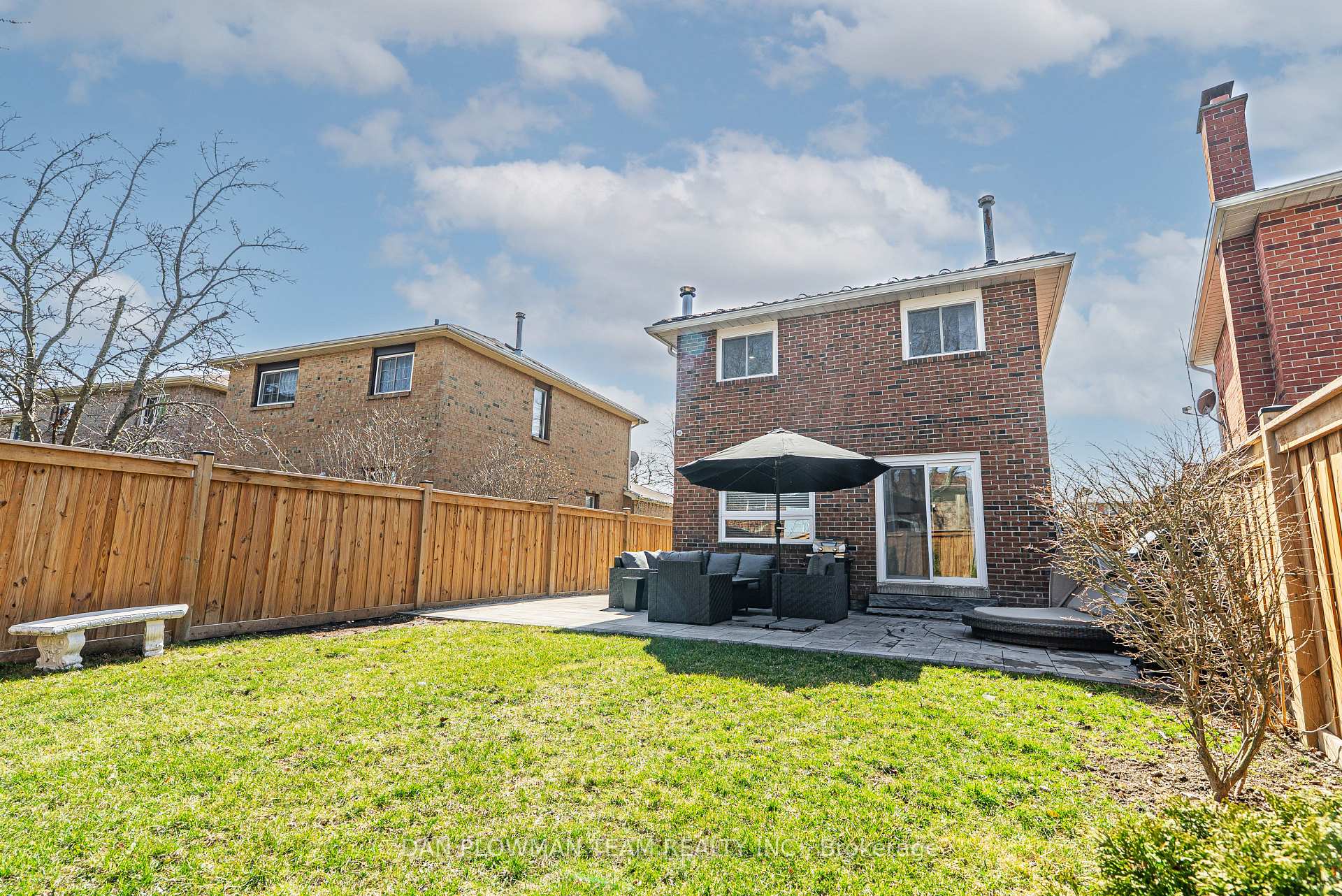 Photo 29 of 683 Foxwood Trail, Pickering, Amberlea — HOMEH
