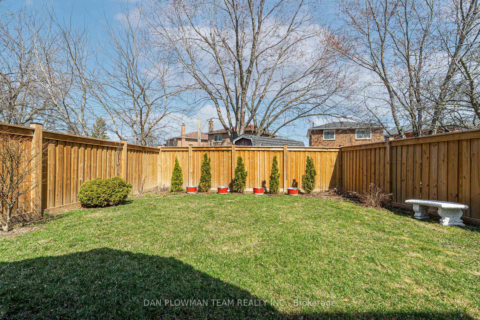 Photo 31 of 683 Foxwood Trail, Pickering, Amberlea — HOMEH