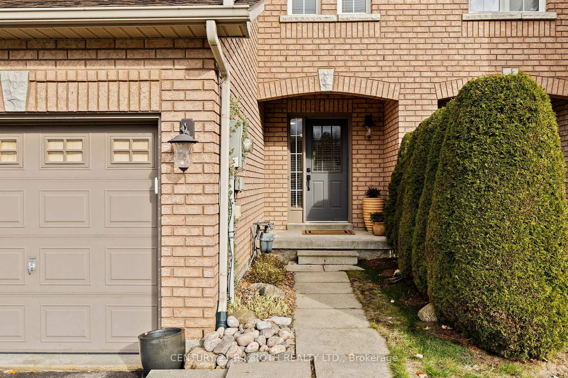 Photo 2 of 359 Ferndale Drive S, Barrie, Ardagh — HOMEH