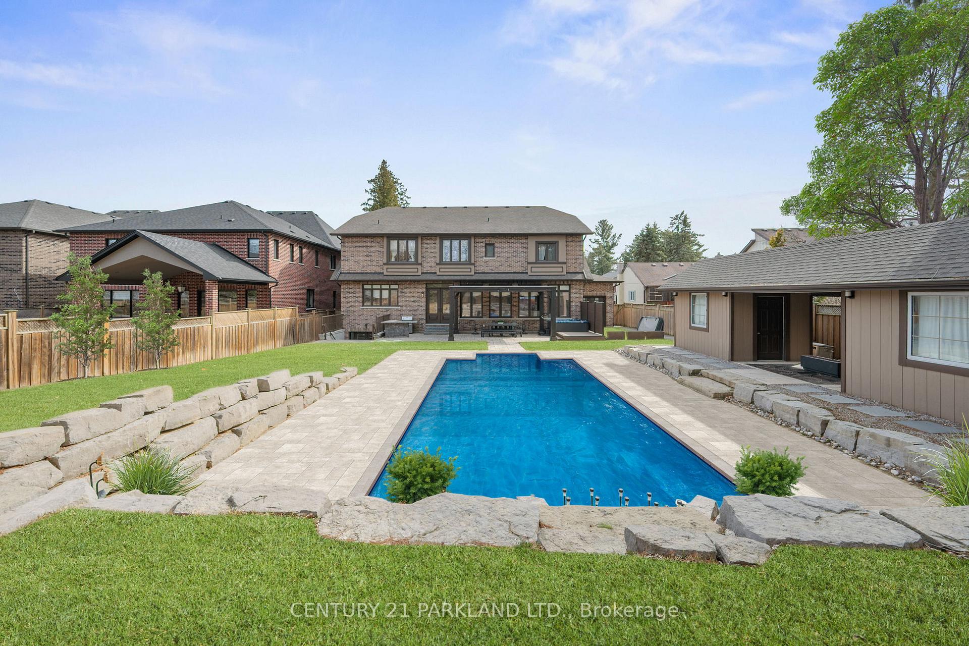 Photo 33 of 866 Taplin Drive, Pickering, Dunbarton — HOMEH