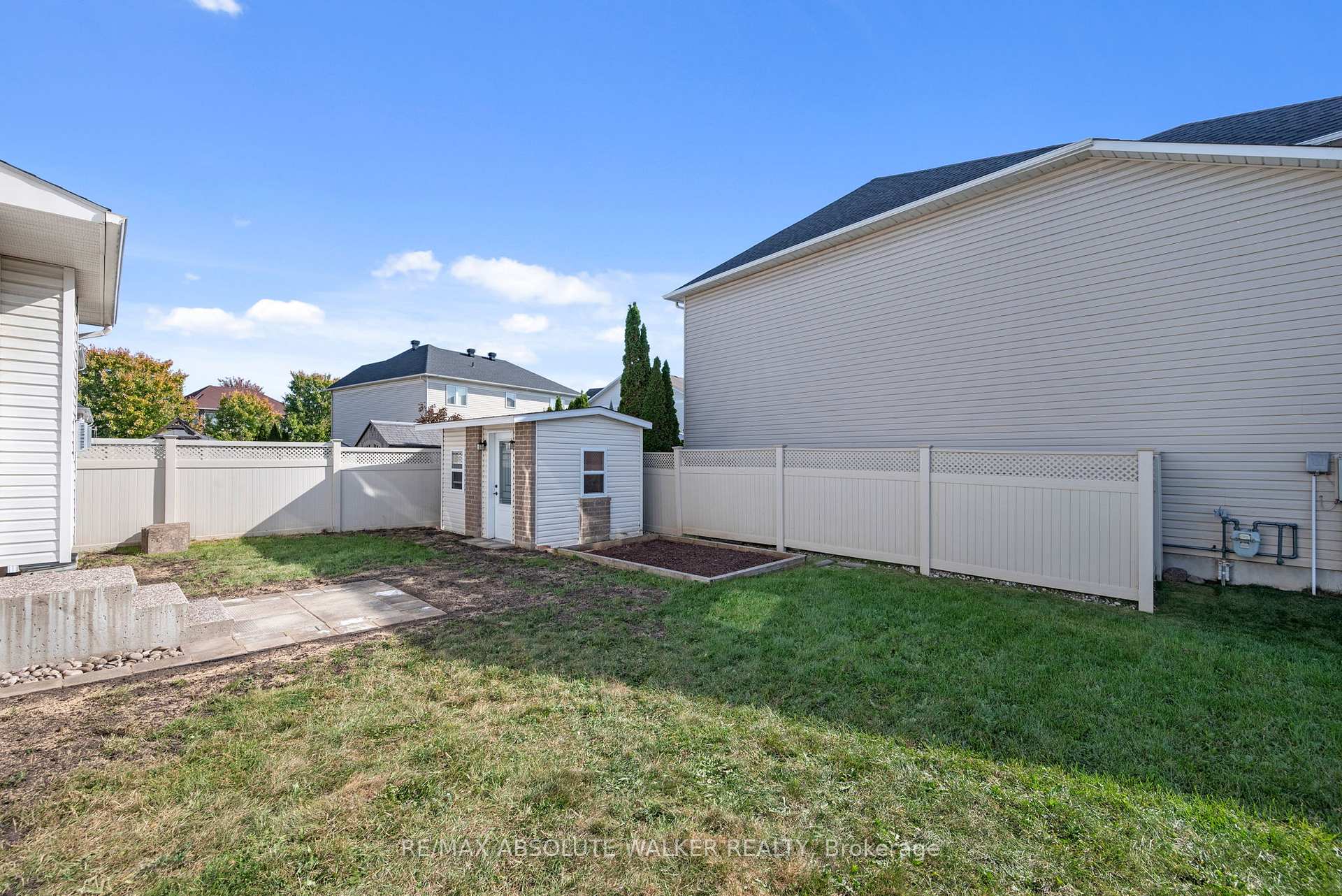 Photo 34 of 424 Nittany Crescent, Ottawa, Barrhaven - Strandherd — HOMEH