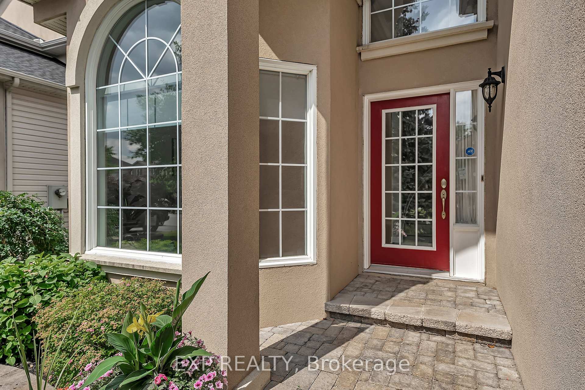 Photo 2 of 3722 Mountain Meadows Crescent N, Ottawa, Riverside South/Gloucester Glen — HOMEH