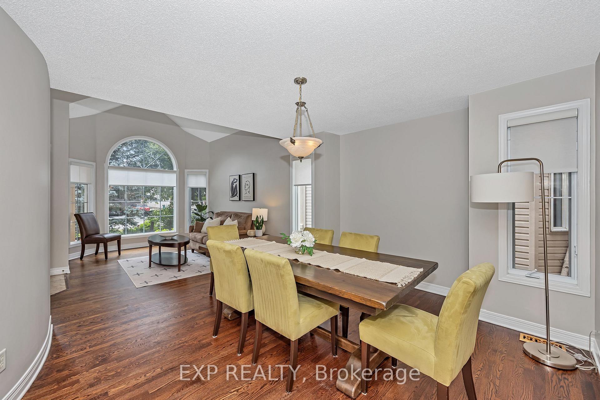 Photo 8 of 3722 Mountain Meadows Crescent N, Ottawa, Riverside South/Gloucester Glen — HOMEH