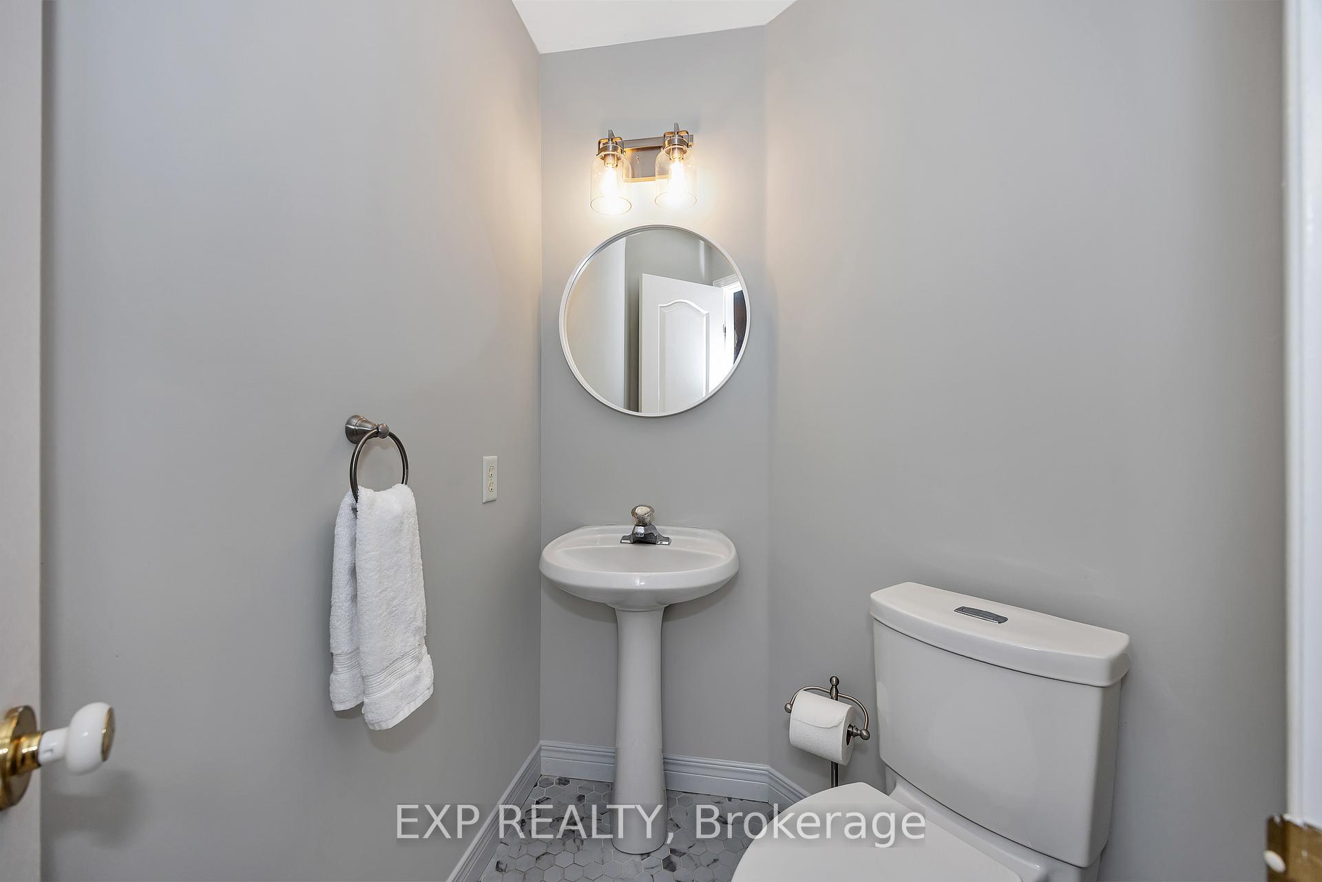 Photo 23 of 3722 Mountain Meadows Crescent N, Ottawa, Riverside South/Gloucester Glen — HOMEH