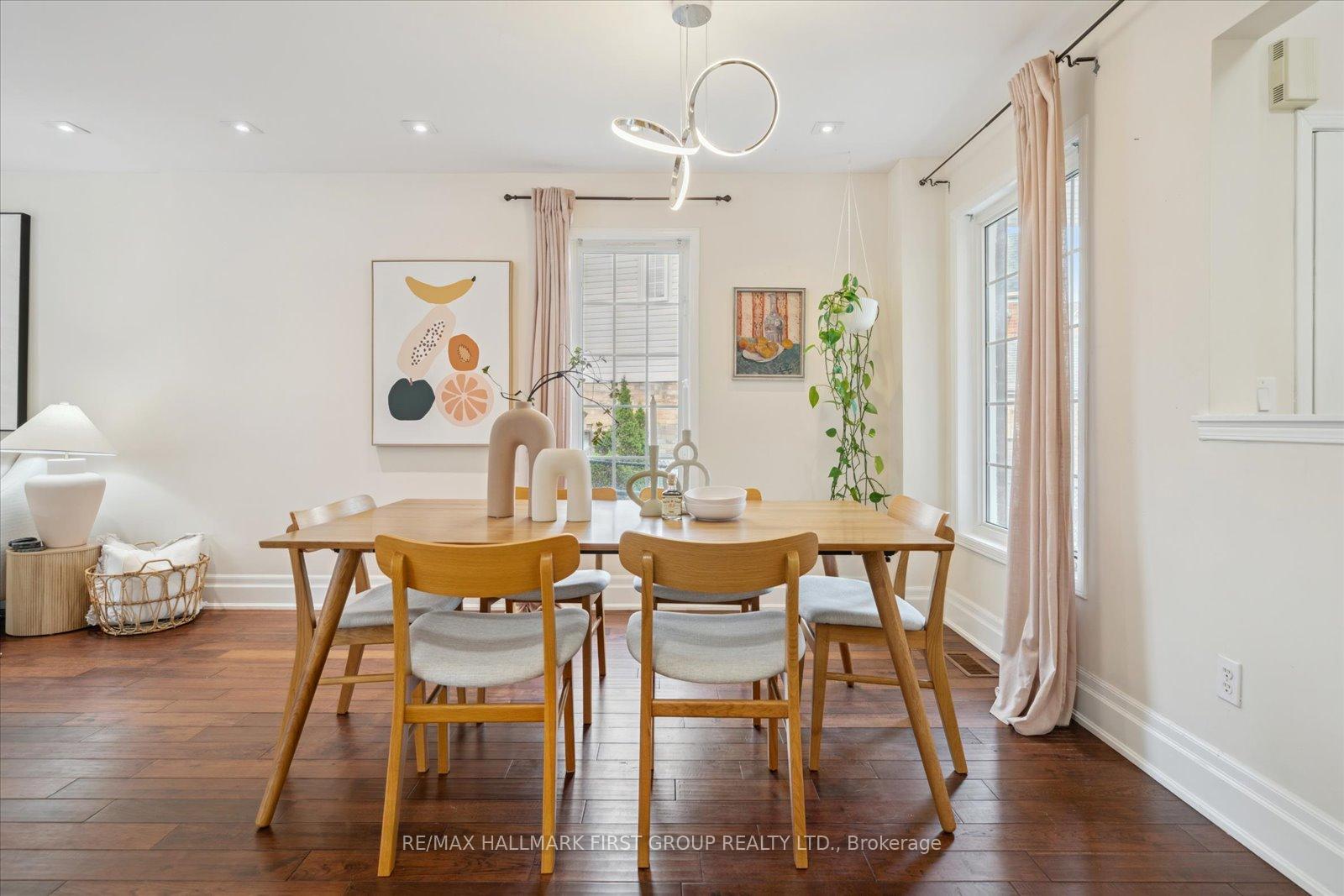 Photo 6 of 27 Shenandoah Drive, Whitby, Williamsburg — HOMEH