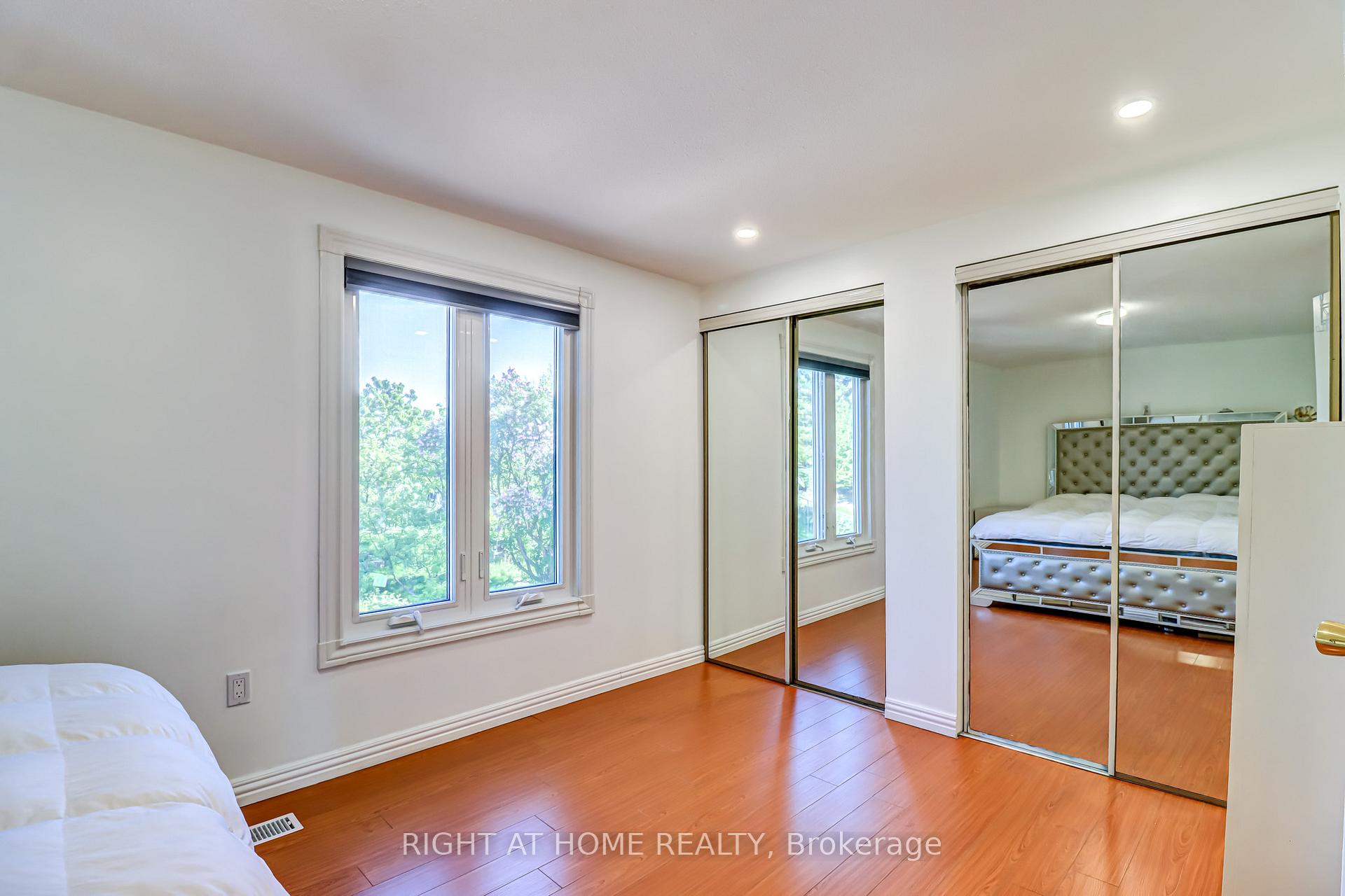 Photo 17 of 63 Cog Hill Drive, Vaughan, Glen Shields — HOMEH