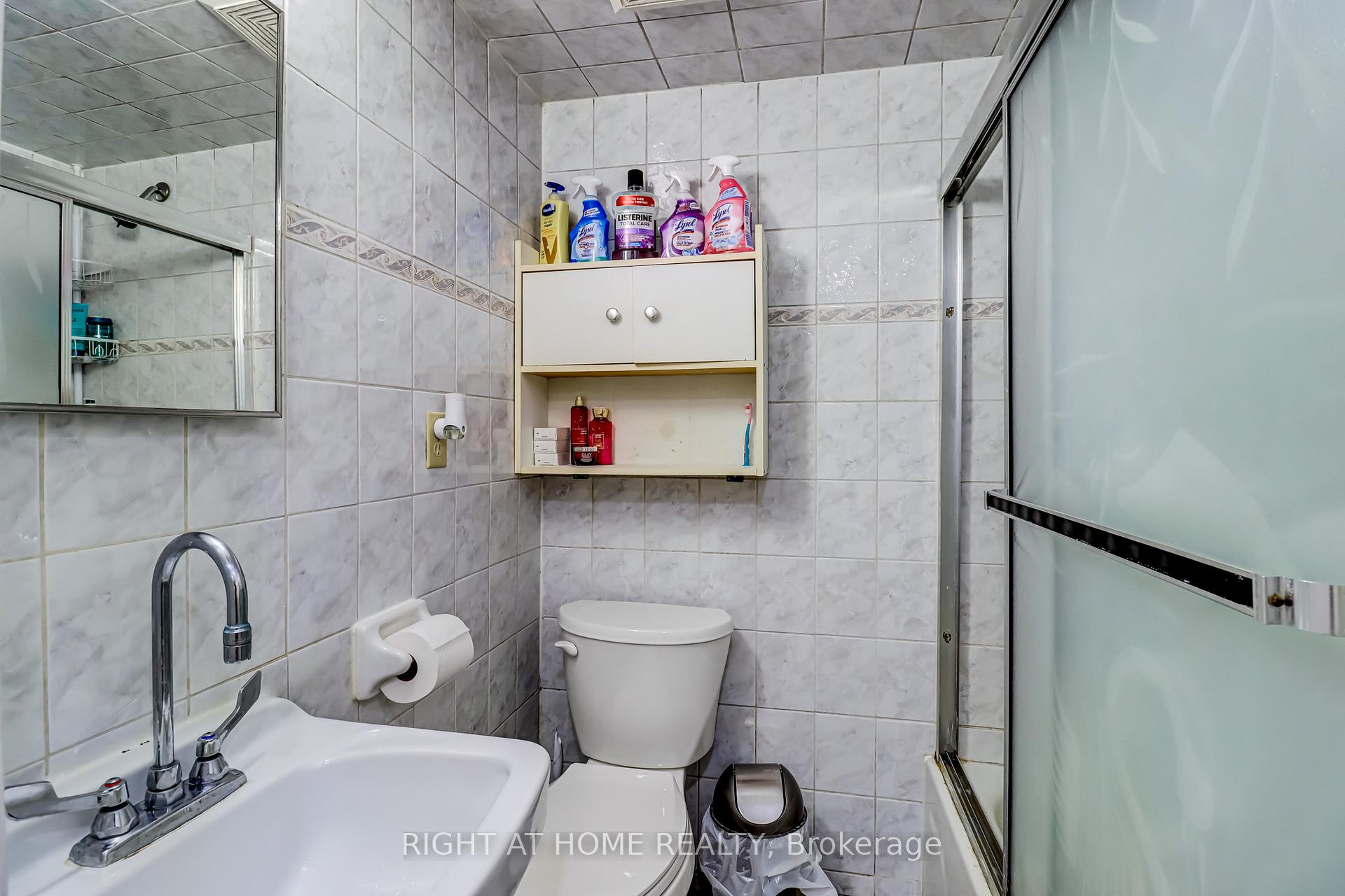 Photo 25 of 63 Cog Hill Drive, Vaughan, Glen Shields — HOMEH